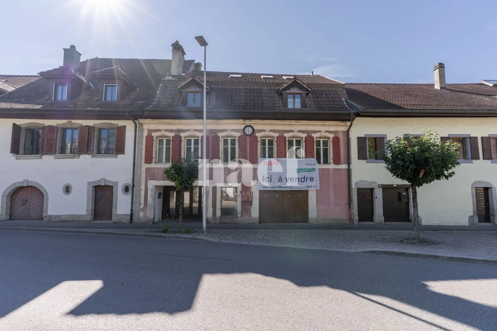 Maison de maître au bord du lac de Morat à vendre à Vallamand