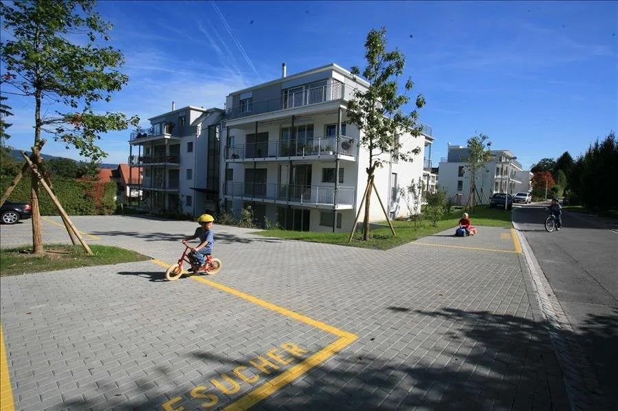 Outdoor parking space for rent