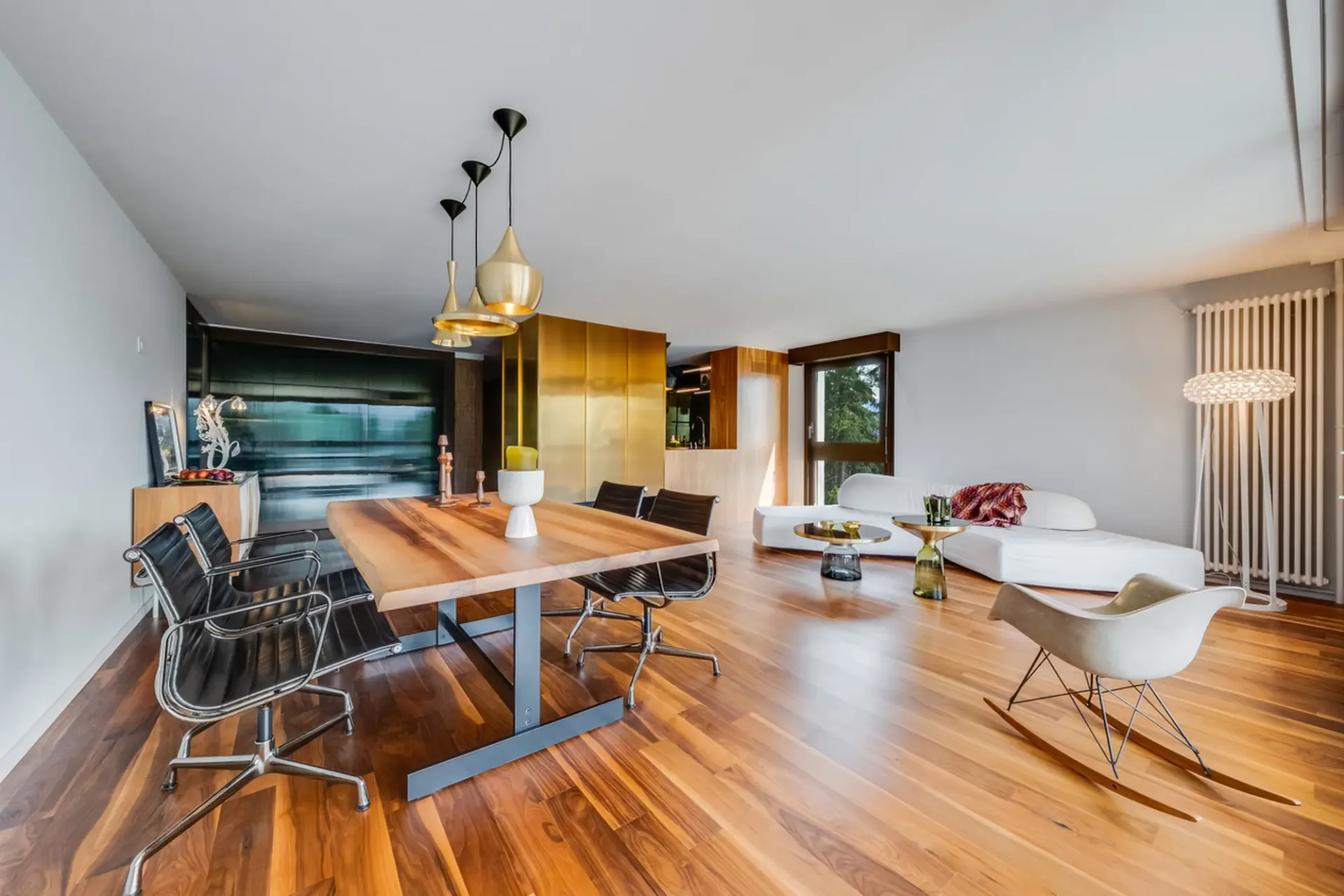 LUXURY APARTMENT - CLOSE TO THE CENTER - PARKING - EXCLUSIVE