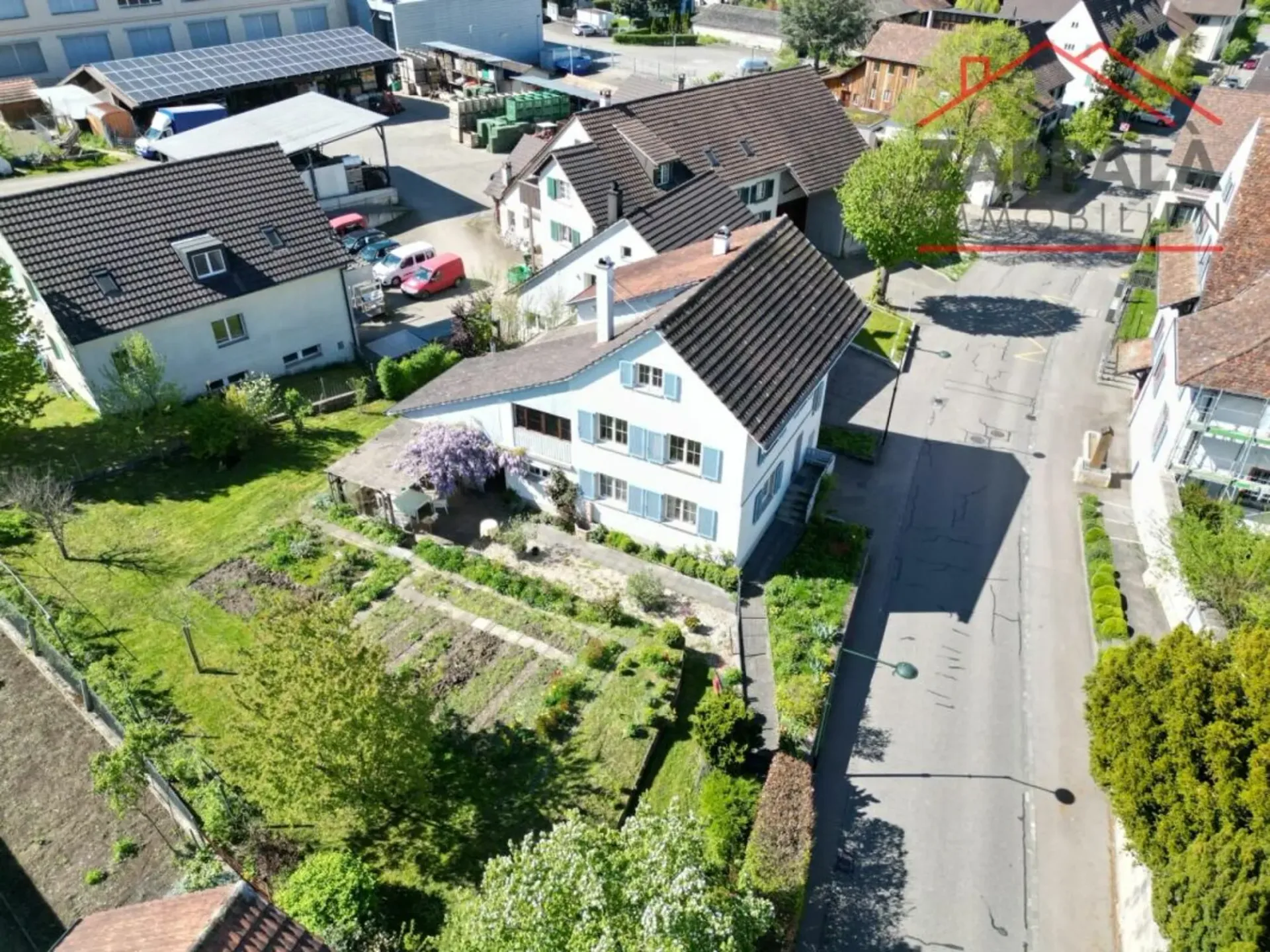 Charmante 3-Zimmer-Wohnung mit grossem Garten in Biel-Benken (BL)