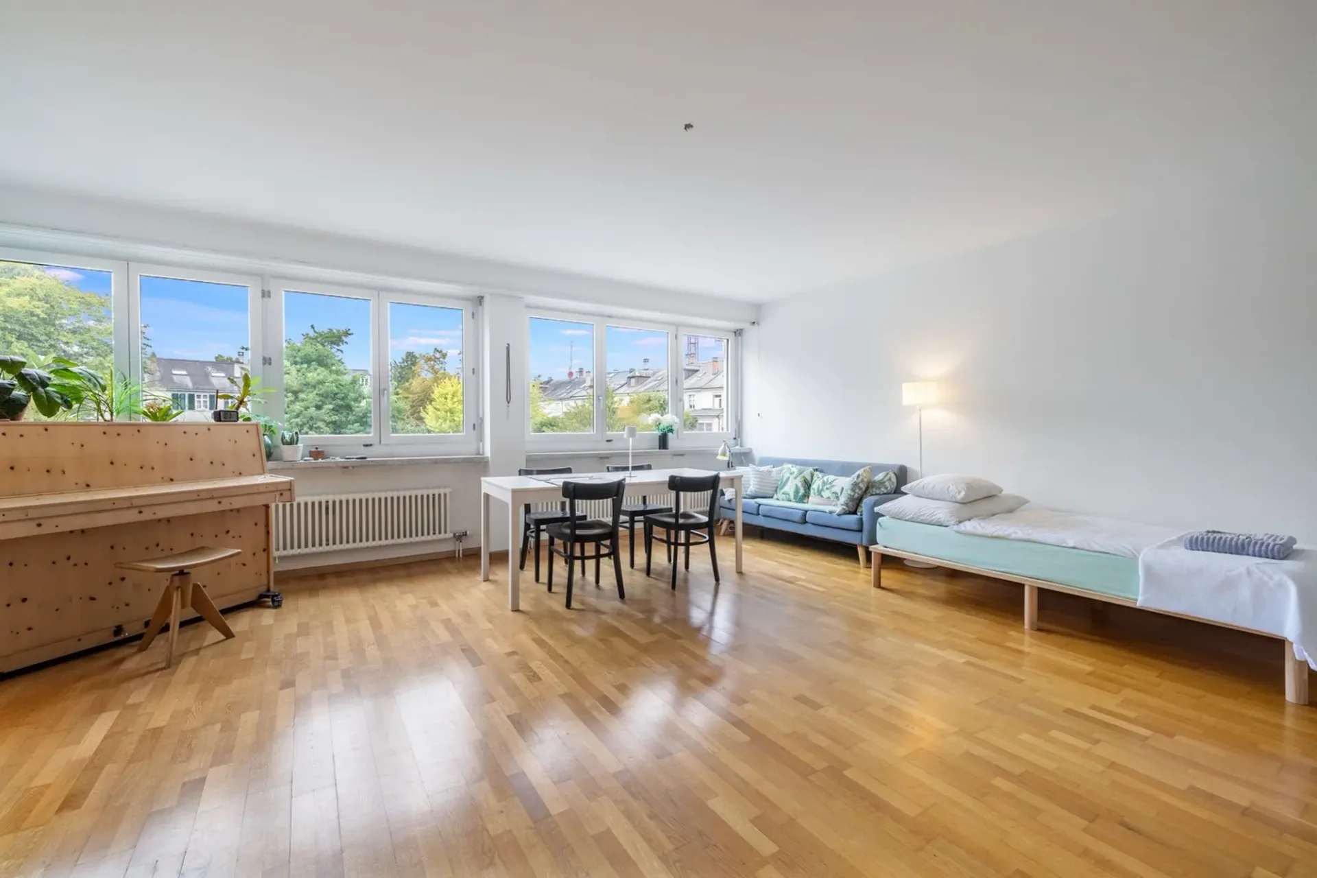Bright city apartment near Schützenmattpark