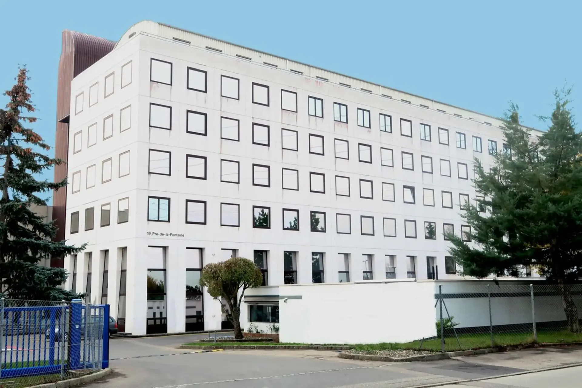 ZI ZIMEYSA - Satigny - Büro/Atelier von 380 m2 im Erdgeschoss
