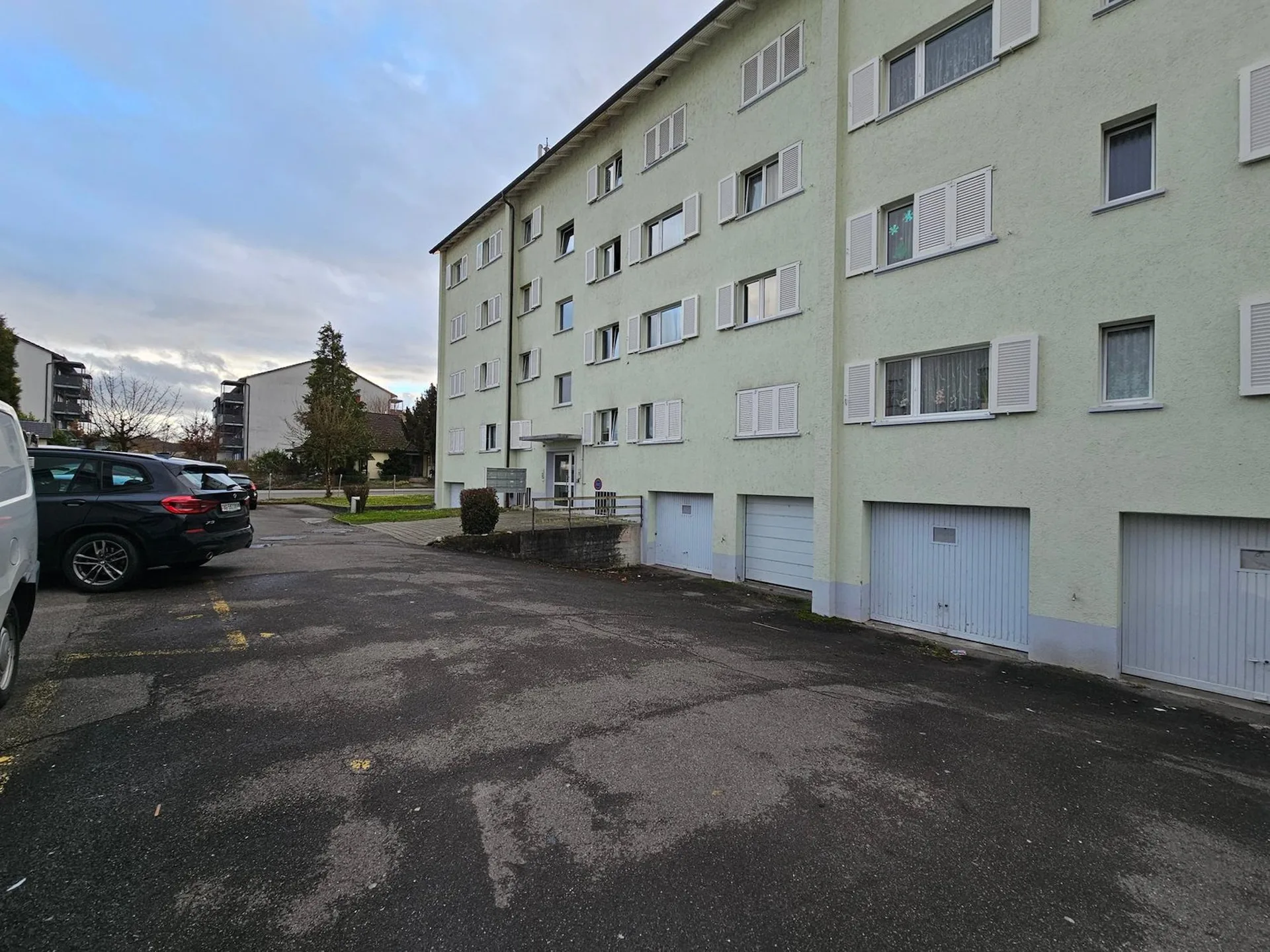 Helle, gepflegte Wohnung in Kleindöttingen zu vermieten!