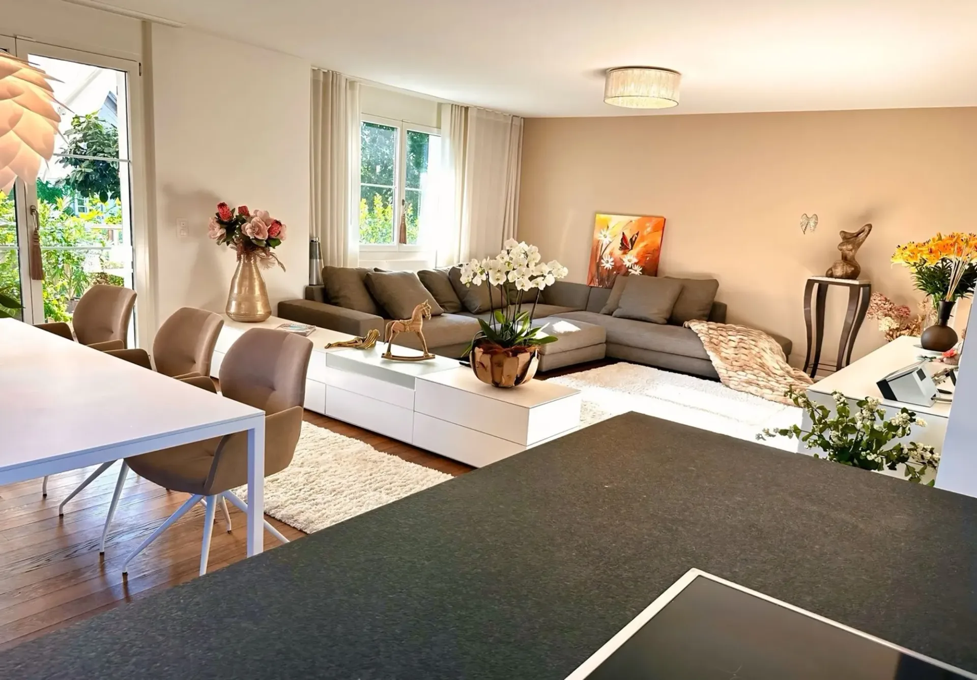 Suchen Sie Aussicht, Ruhe und einen Ort um anzukommen? Dann haben wir genau das Richtige für Sie!