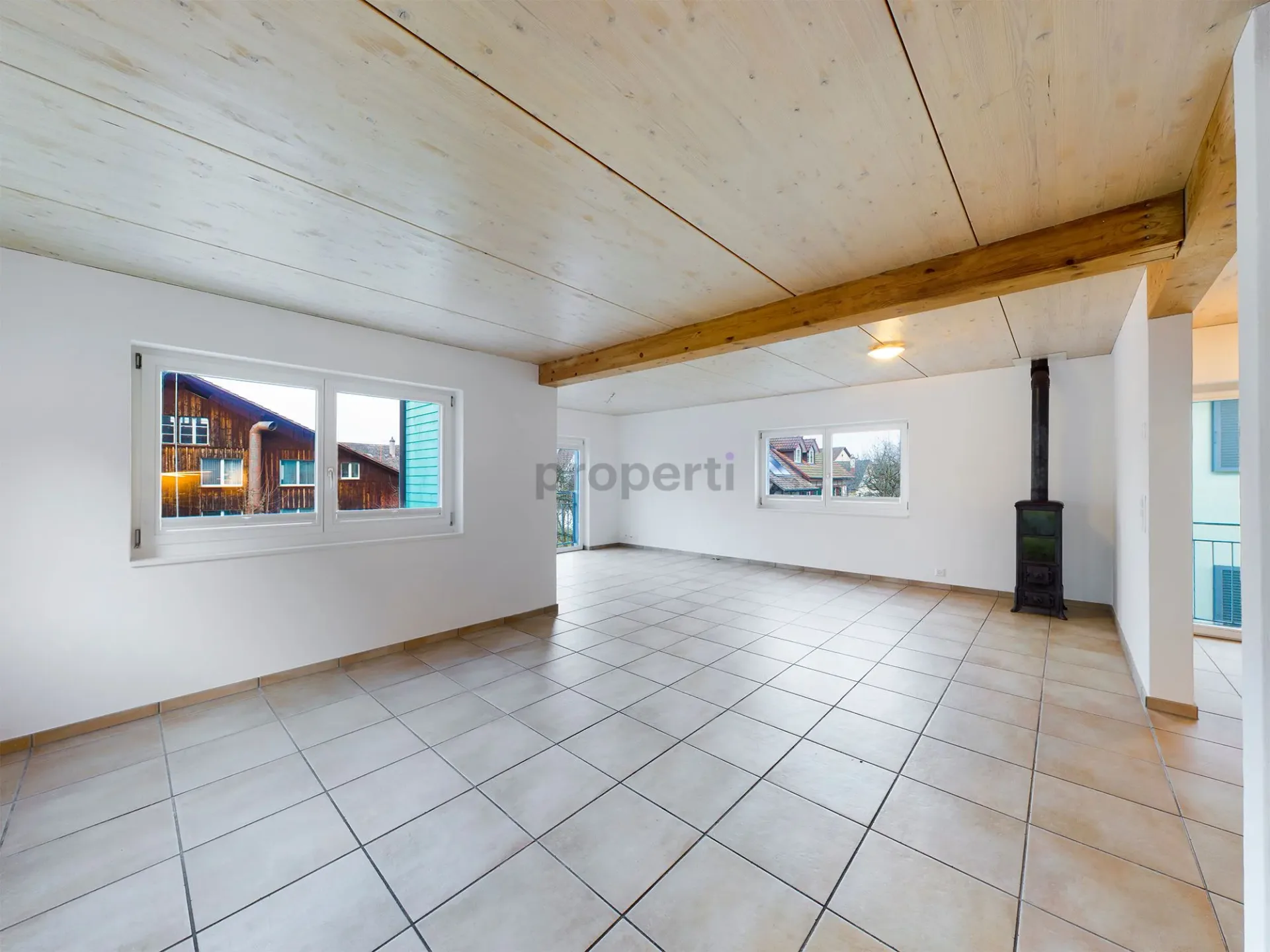 Moderne 3.5-Zimmer-Maisonette mit Haus-im-Haus-Gefühl in Feuerthalen