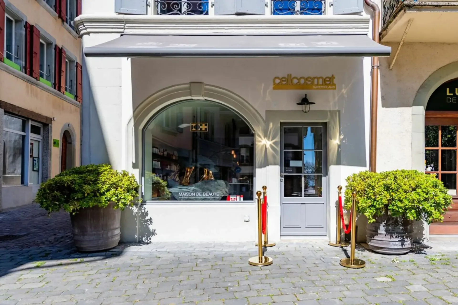 LUTRY - Ein einzigartiger Ort im Herzen des Bourgs | Wohnen, Gewerbe oder Boutique-Hotel