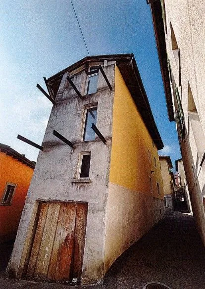 *Maison rurale avec deux appartements*