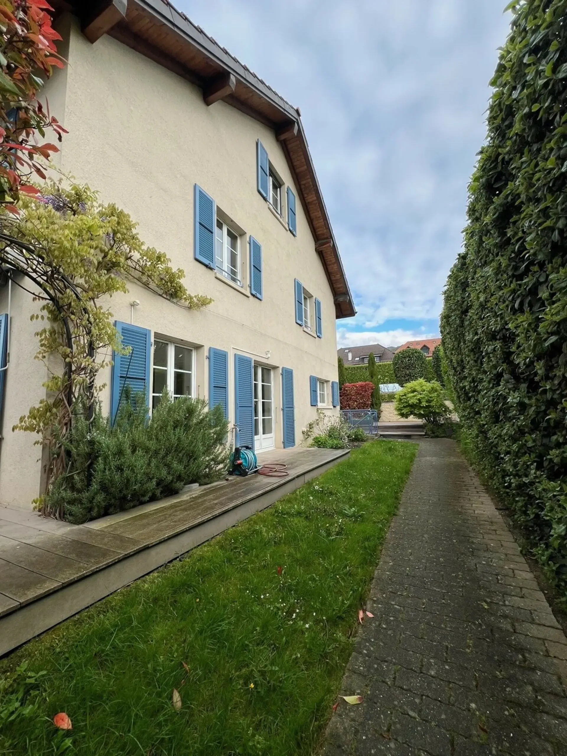 Reihenhaus-Villa