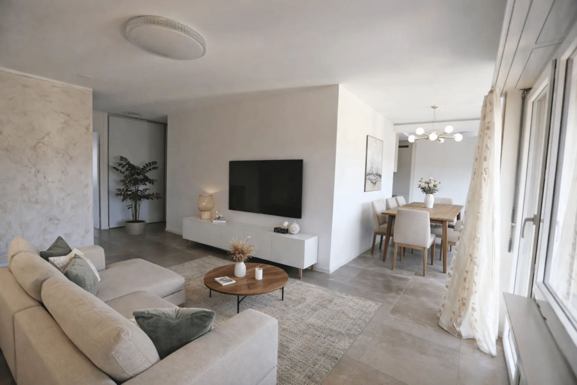 Geräumige und elegant gestaltete Wohnung in ruhiger und dennoch zentraler Lage in Elsau - Mietkauf möglich