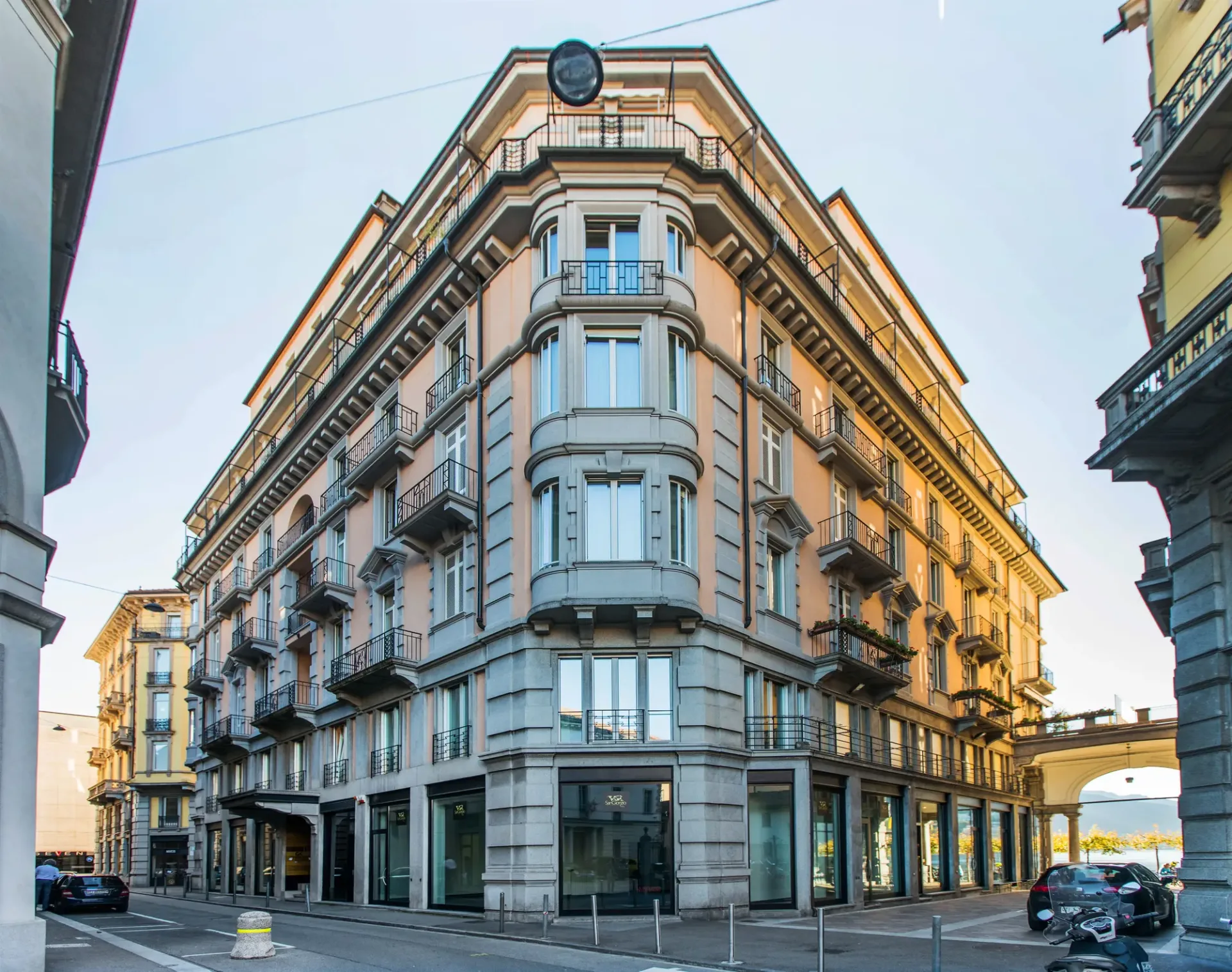 Büro mit Charme, gerade renoviert, im Palazzo Gargantini