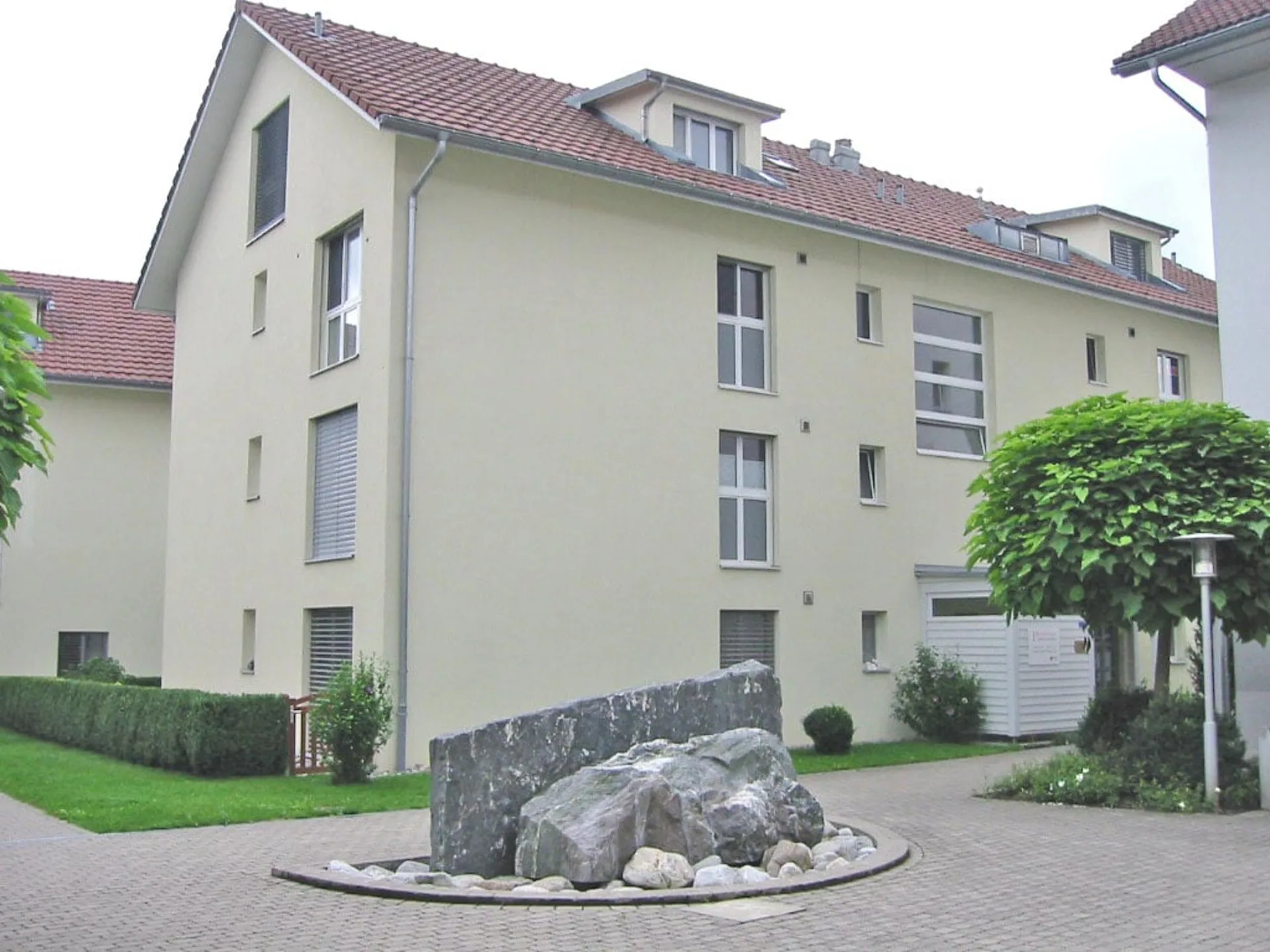 4.5-Zimmer-Wohnung mit Balkon und schöner Aussicht in Auw