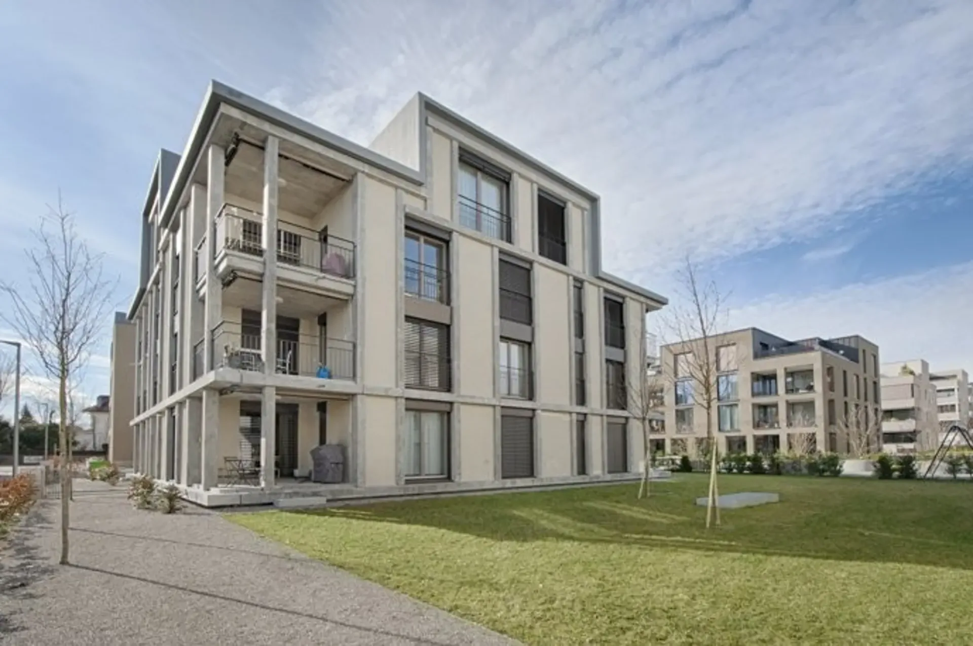MIETEN OHNE KAUTION - Attikawohnung an sonniger Lage