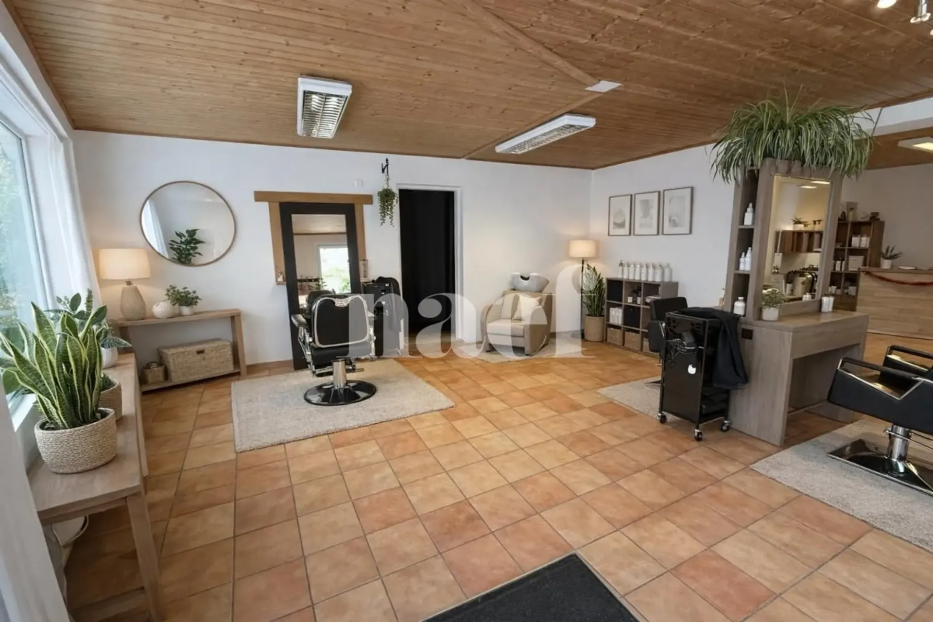 Lokal mit Schaufenster und separatem Eingang
