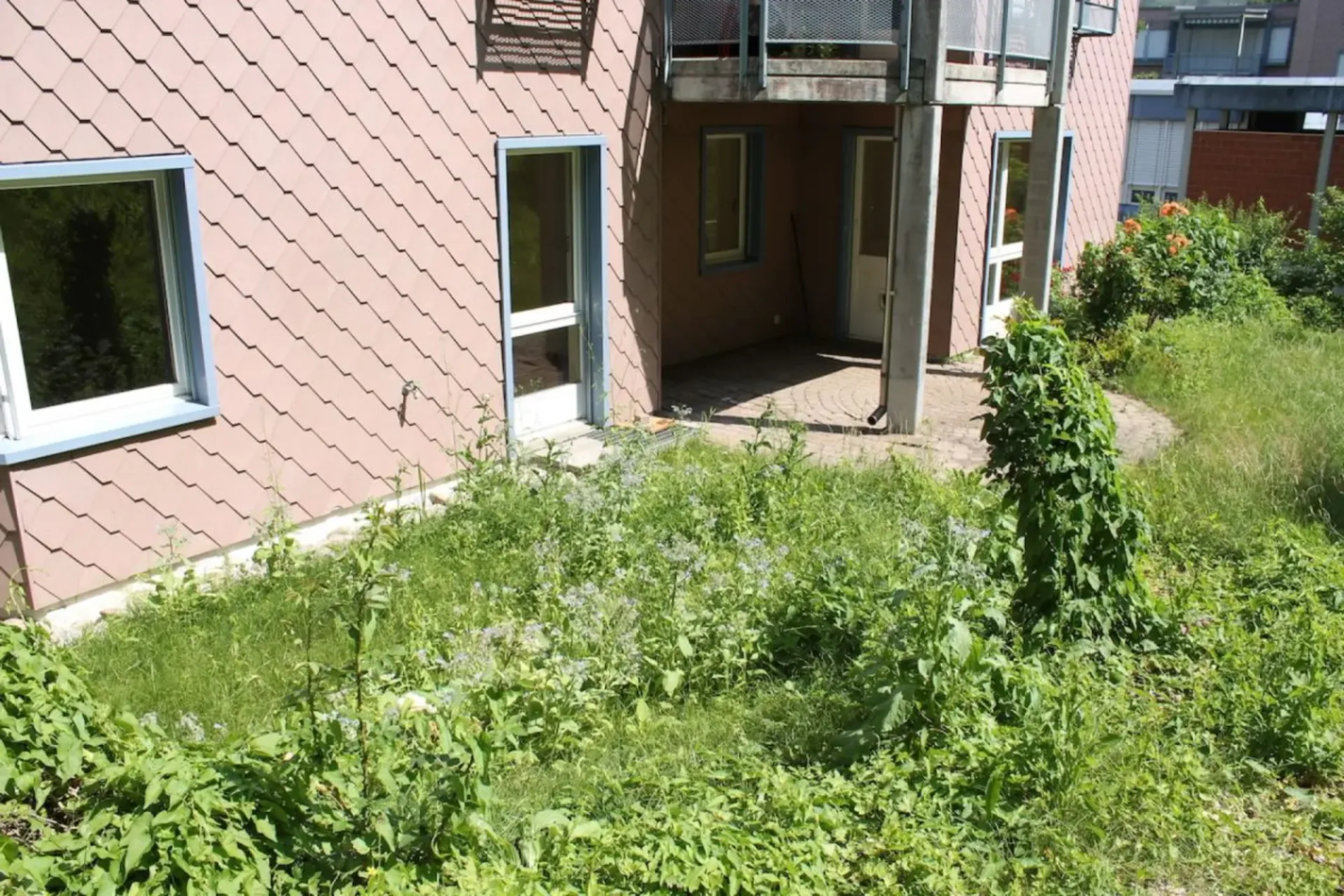 Gartenwohnung mit Blick in den Wald und fixen Nebenkosten