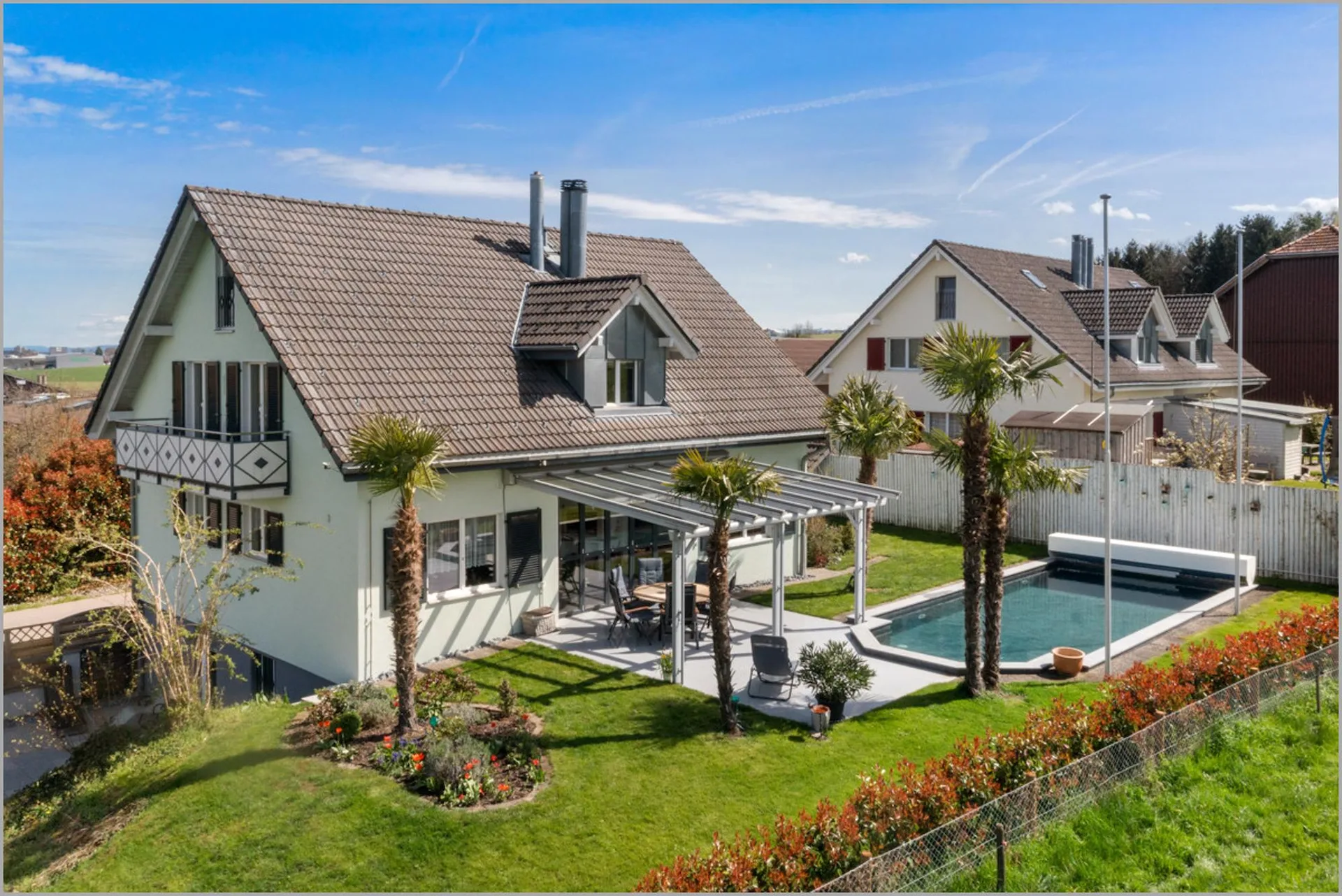 Exklusives Landhaus mit Pool und Wellnessbereich
