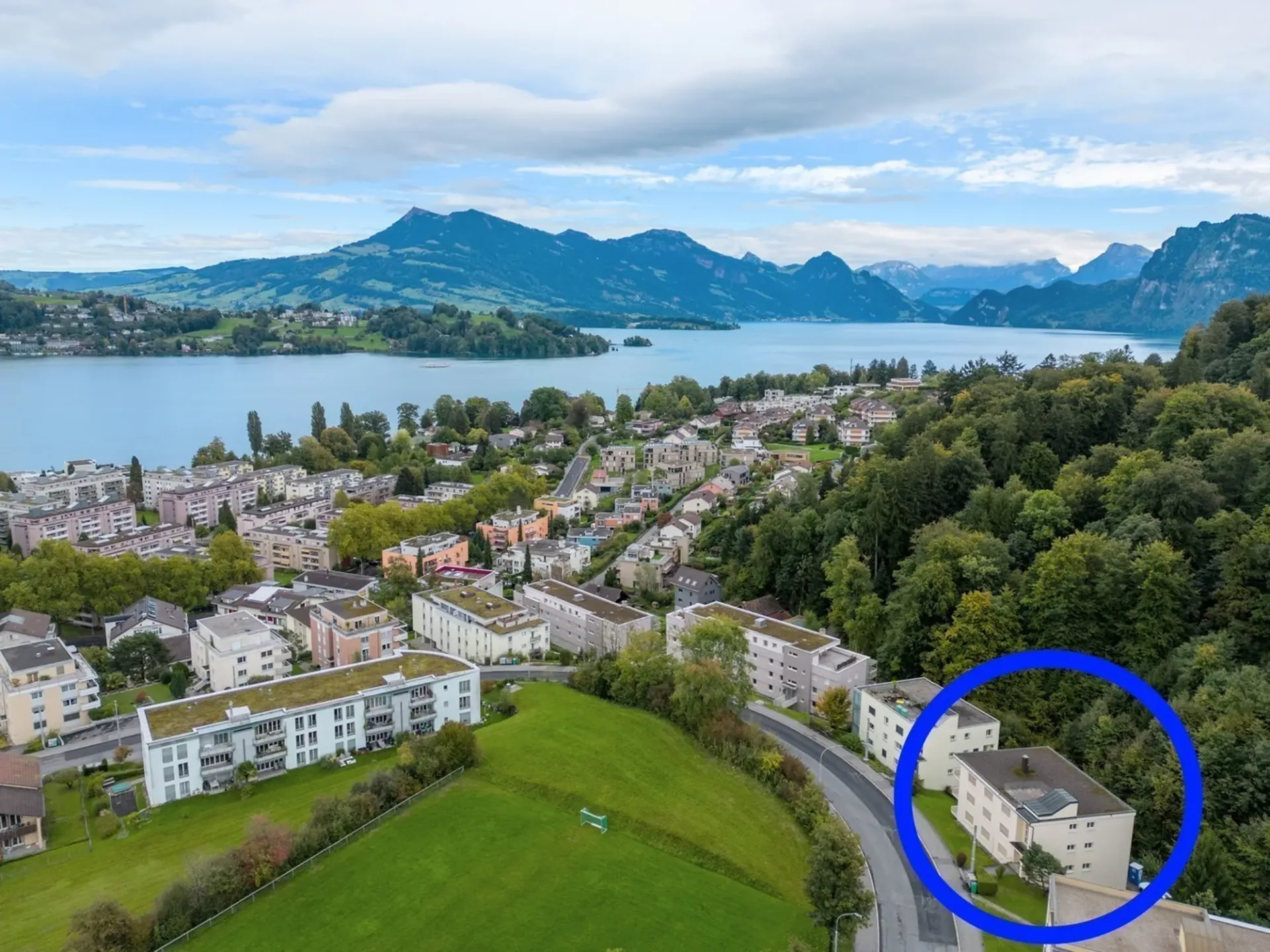 3 Bedroom Apartment, 6005 Lucerne