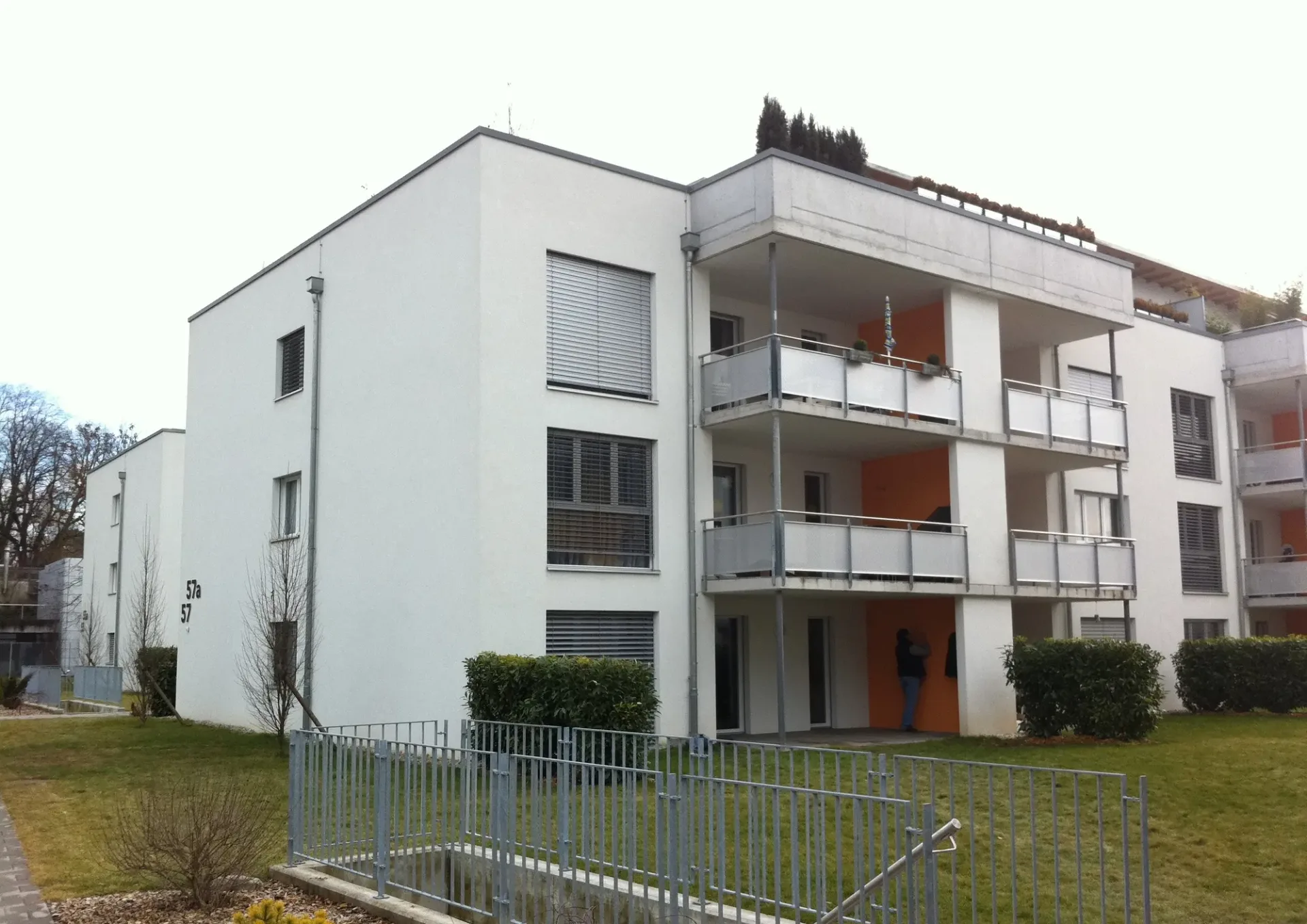 Hallenplatz No. 12B