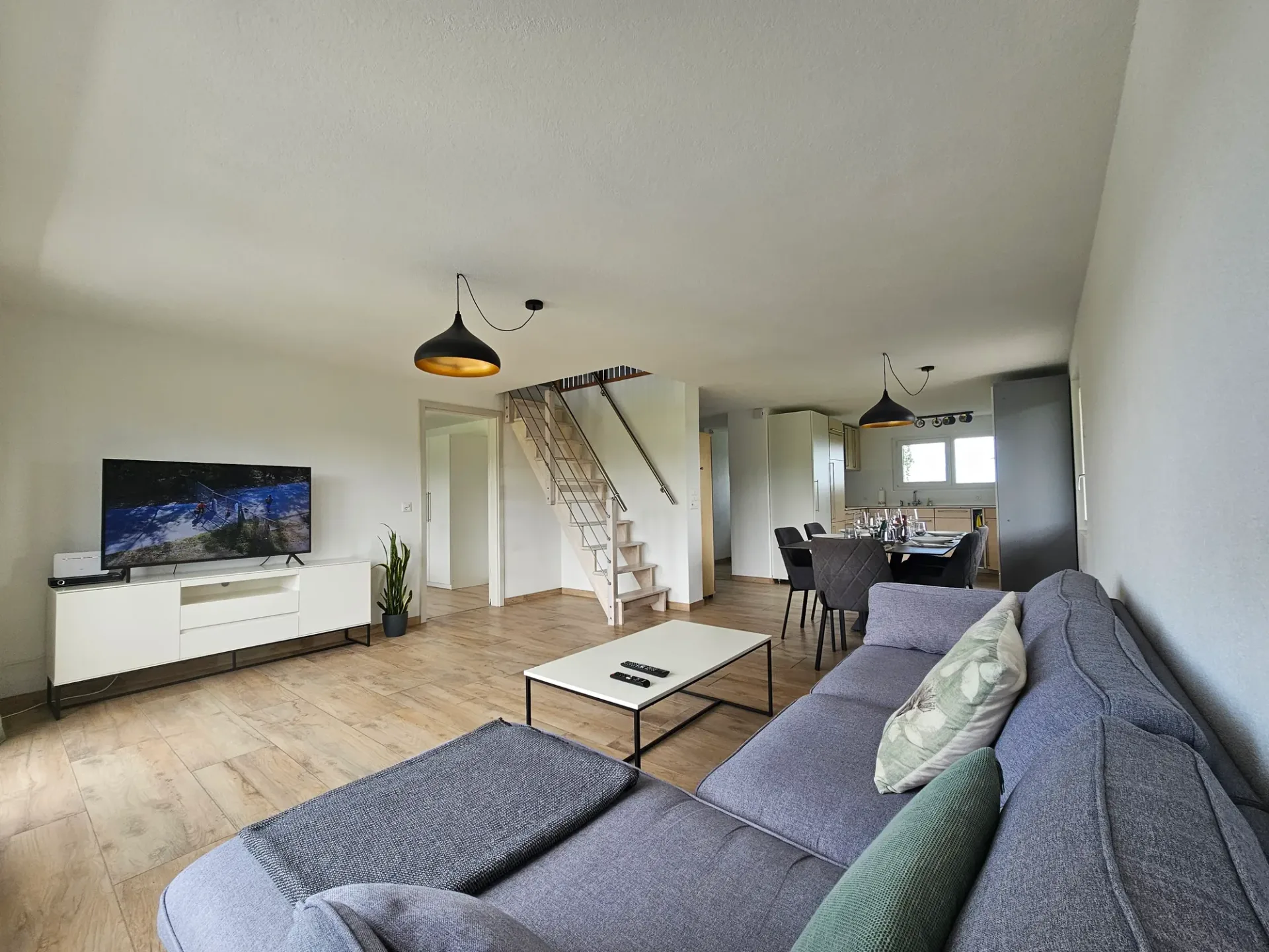 4½ ZI-WOHNUNG IN SCHWARZENBURG (BE), MÖBLIERT, TEMPORÄR