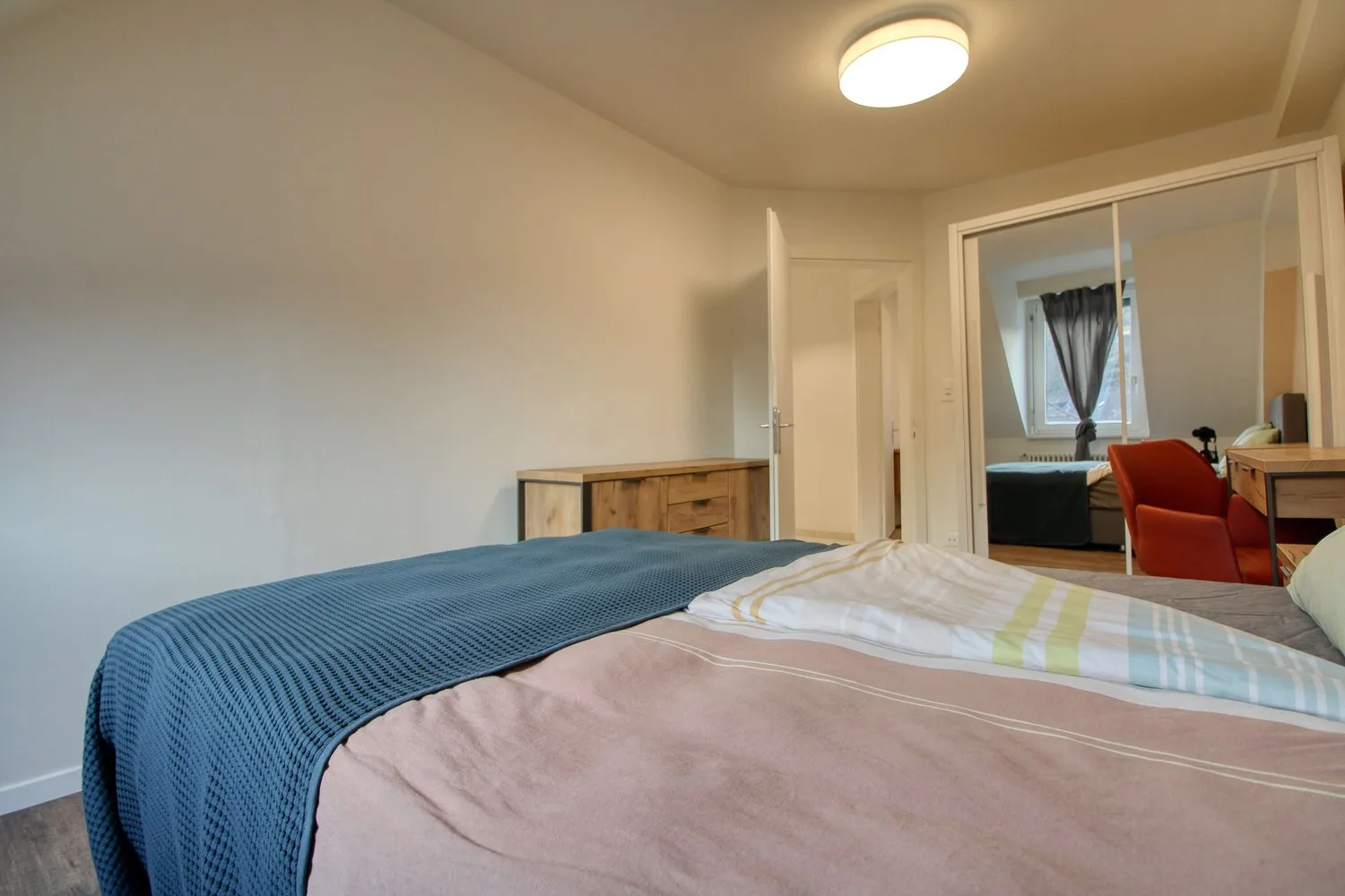 Private room in shared flat – Zürich (15 m²)