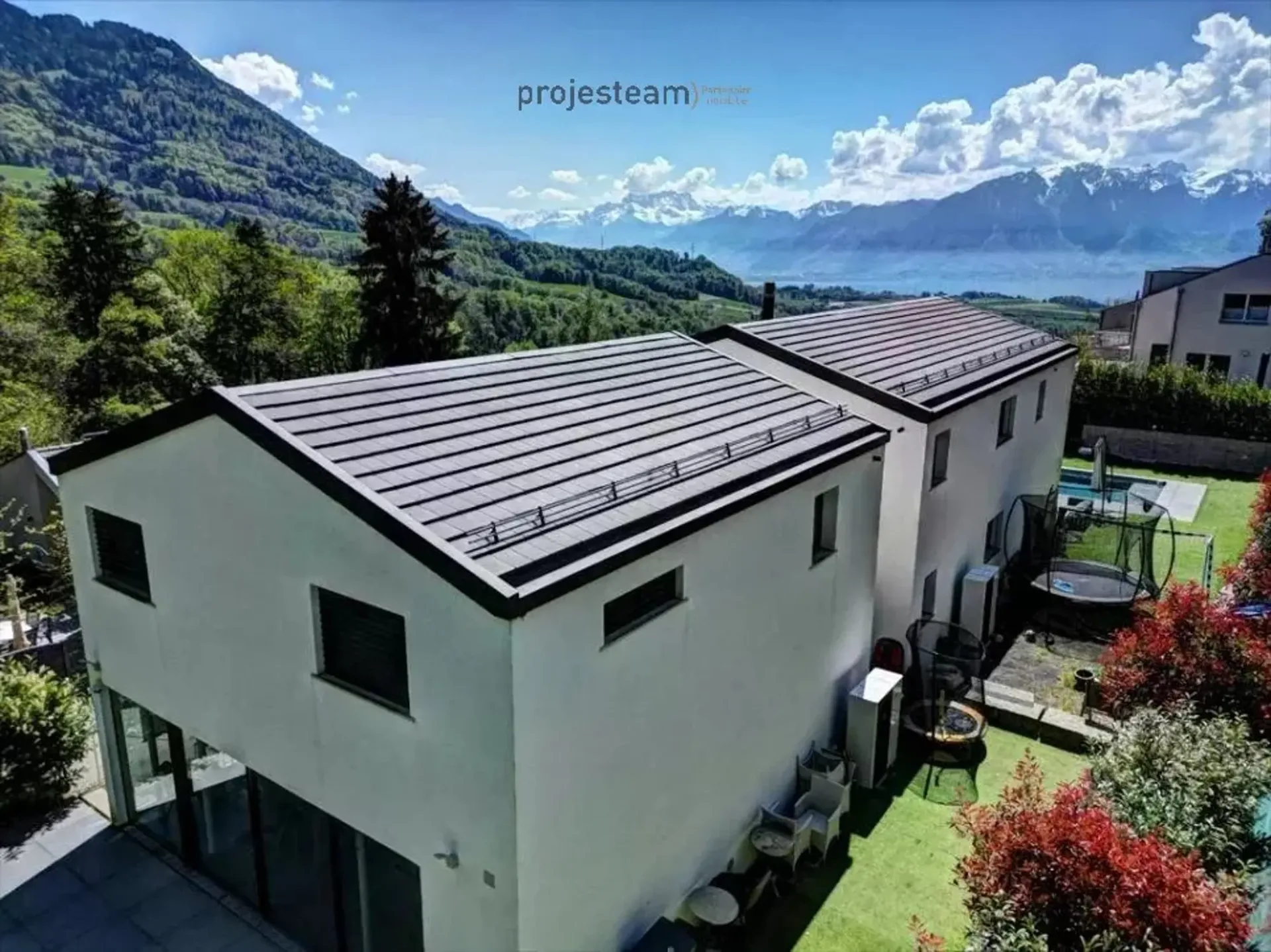 Am Rande eines Waldgebiets? Moderne Villa in bevorzugter Lage