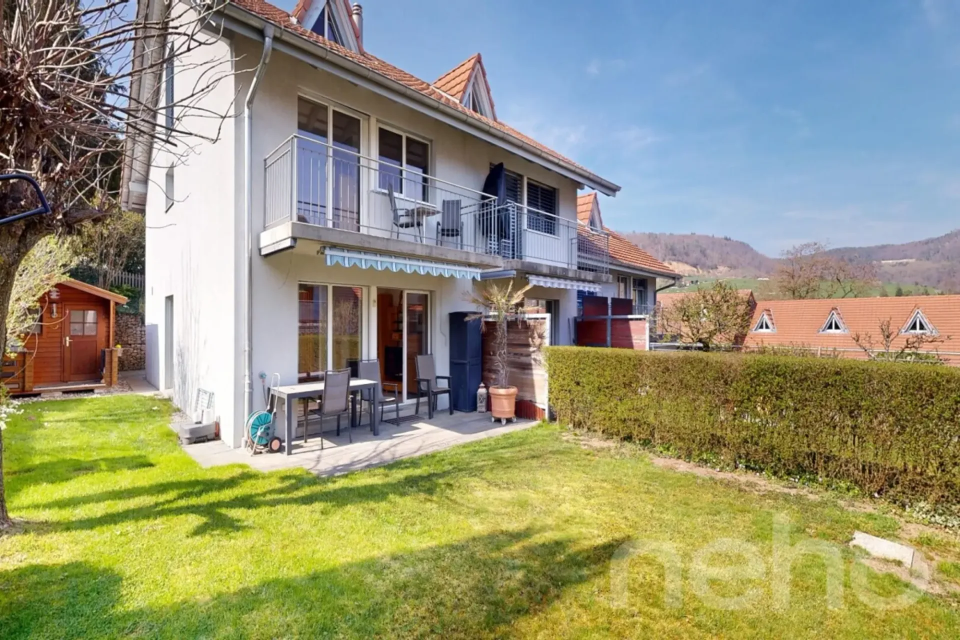Gepflegtes 5.5-Zimmer Reiheneckhaus an familienfreundlicher Lage