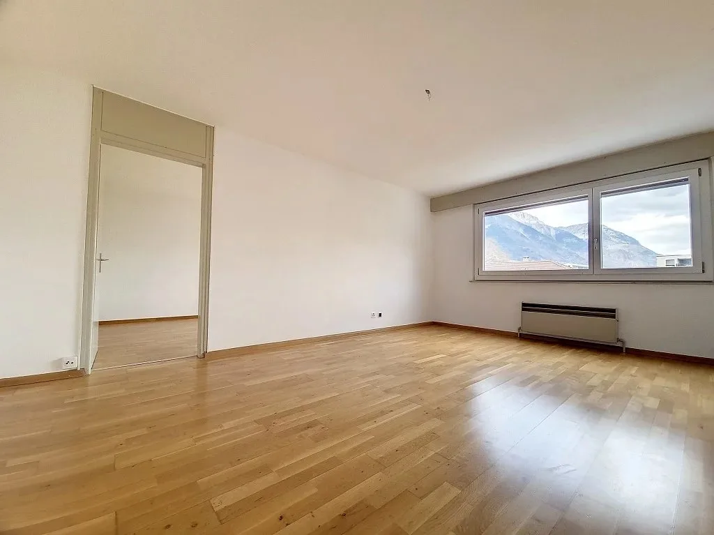 2 Zimmer im 6. Stock - Stadtzentrum von Martigny