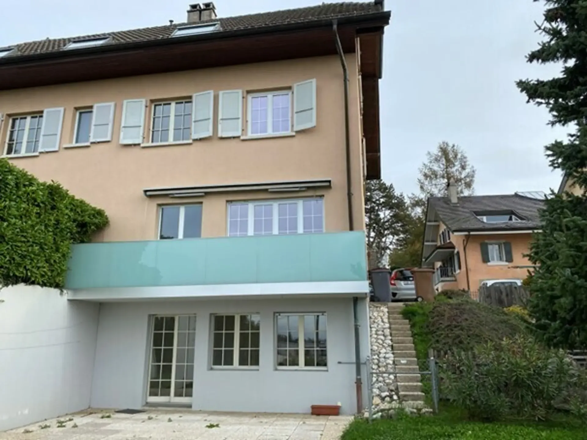 Beautiful semi-detached villa with 6 rooms in the Chailly neighborhood