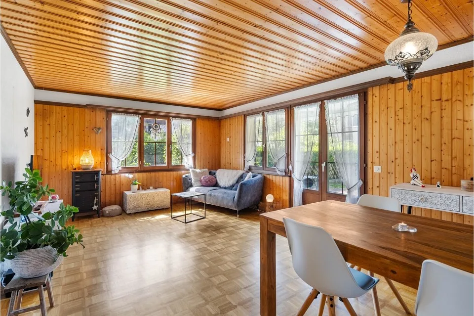 2.5-Zimmer-Wohnung mit Gartensitzplatz