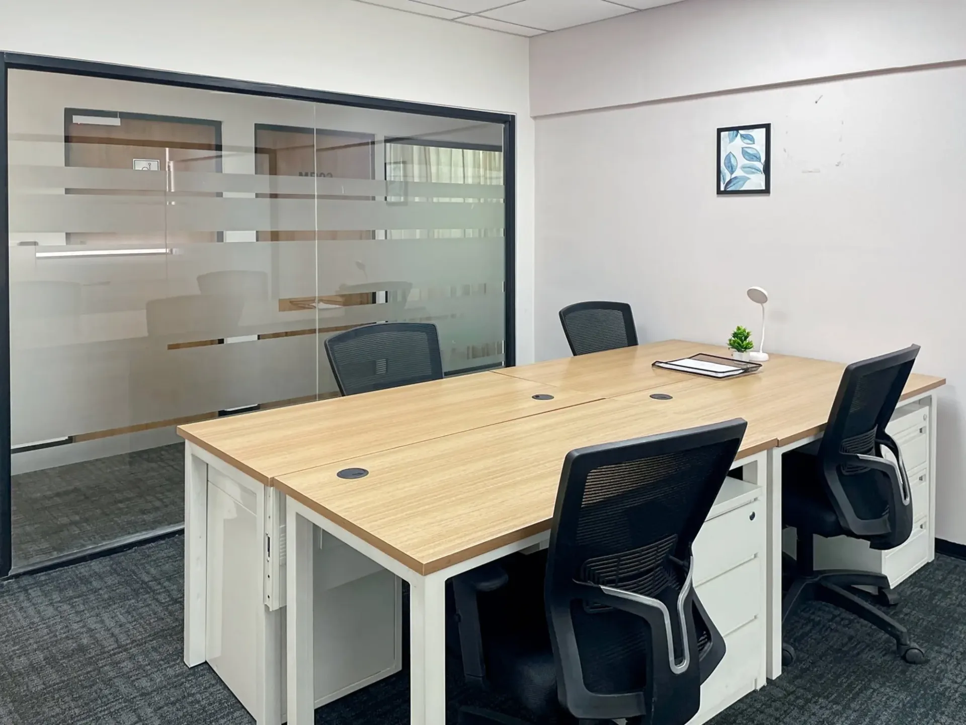 Büro für 40 Personen bei Regus Morges