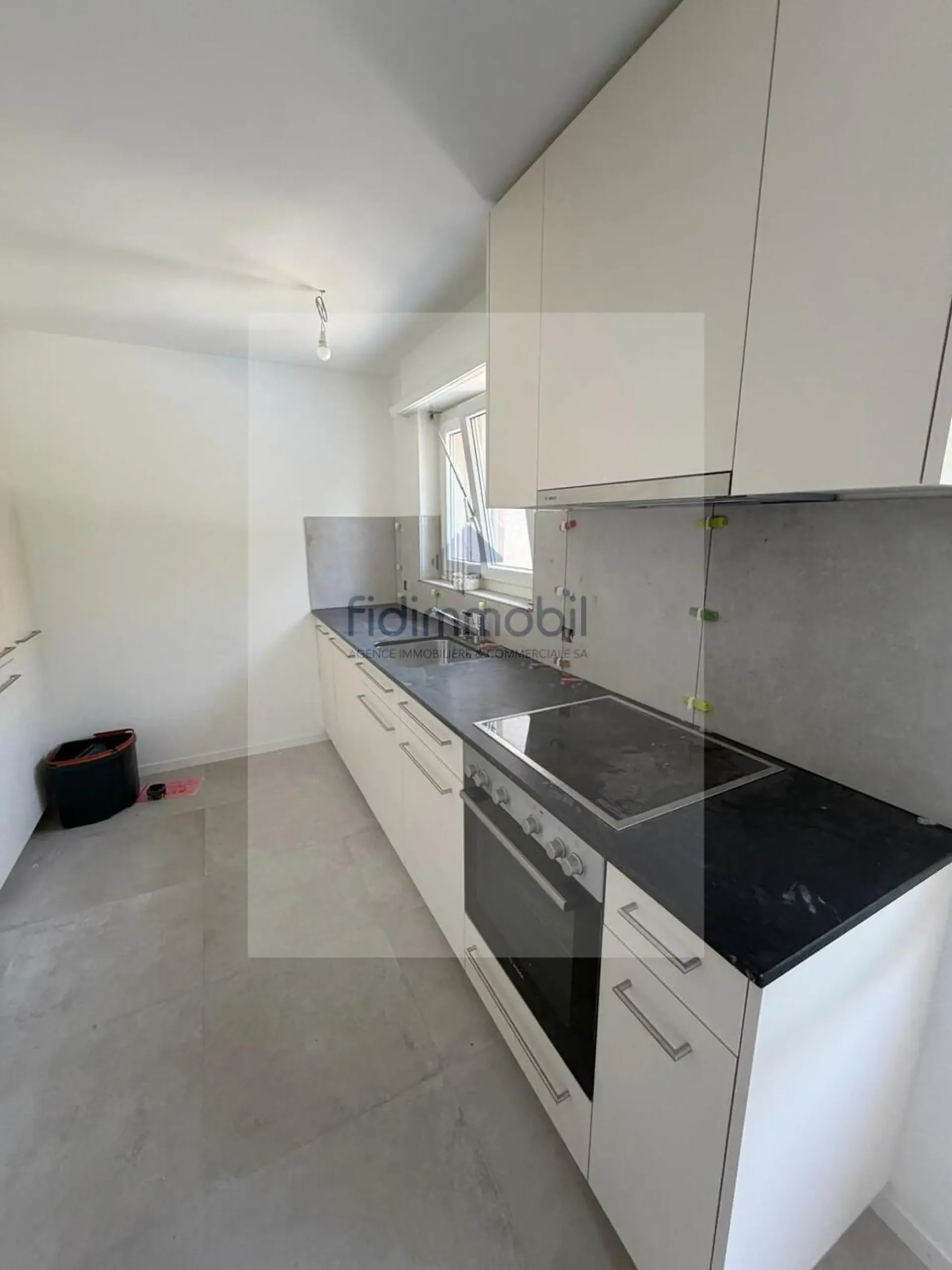 Wohnung mit 3 Zimmern komplett renoviert