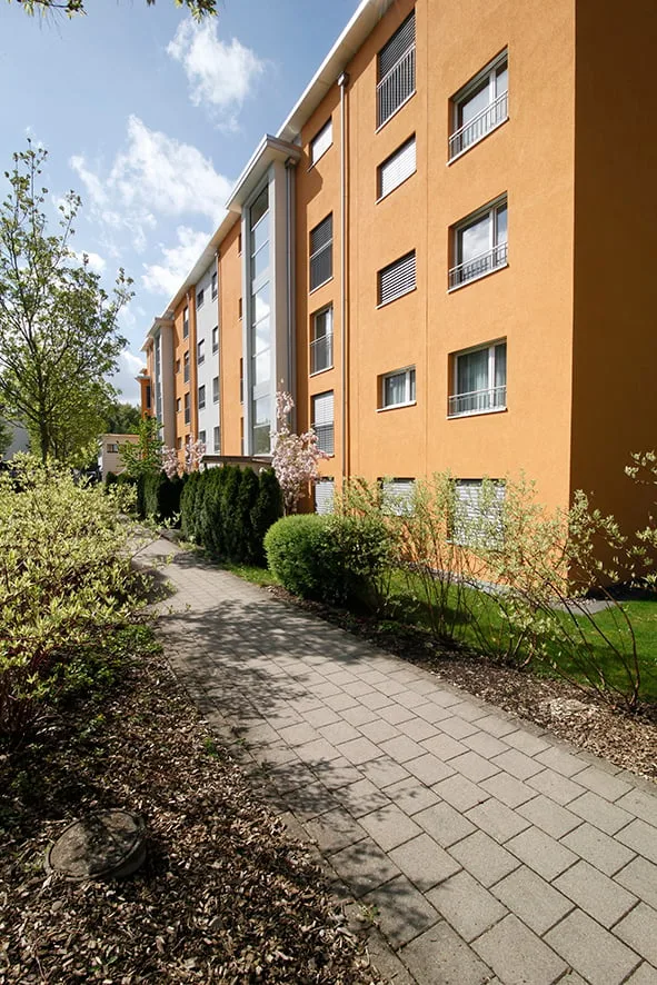 Wohnen ist... den Feierabend auf der Terrasse zu geniessen!