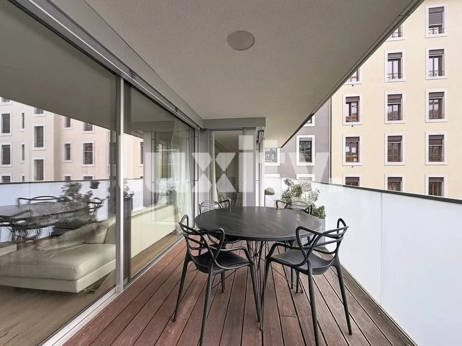 4-room apartment with large terrace