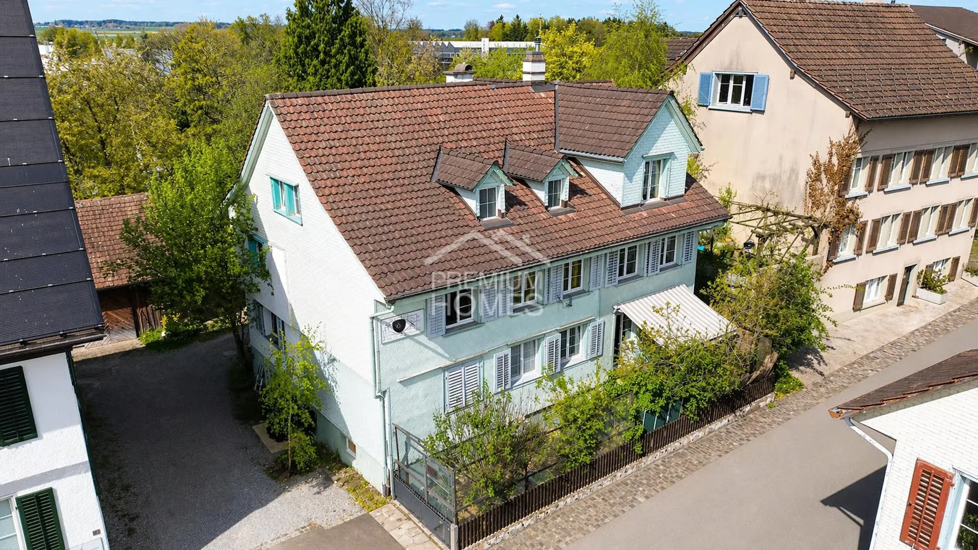 EINZIEHEN & WOHLFÜHLEN