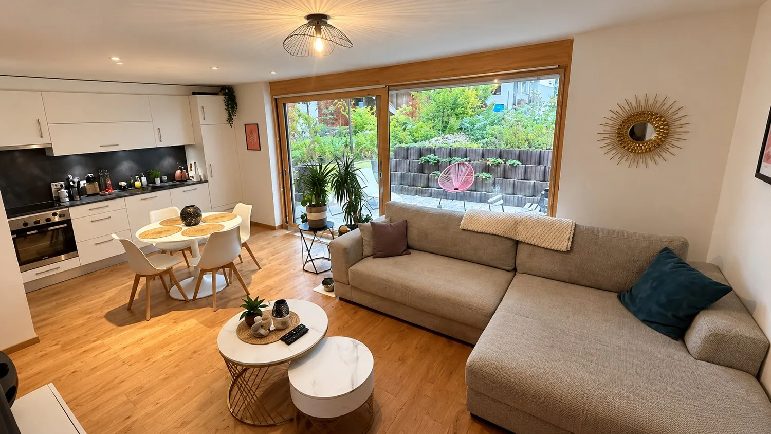 Einzigartige Gelegenheit: Große 2,5-Zimmer-Wohnung mit Terrasse in Vouvry
