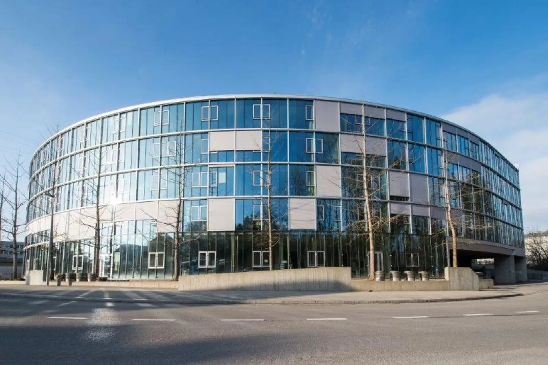 Einstellplatz im Gewerbehaus Zone
