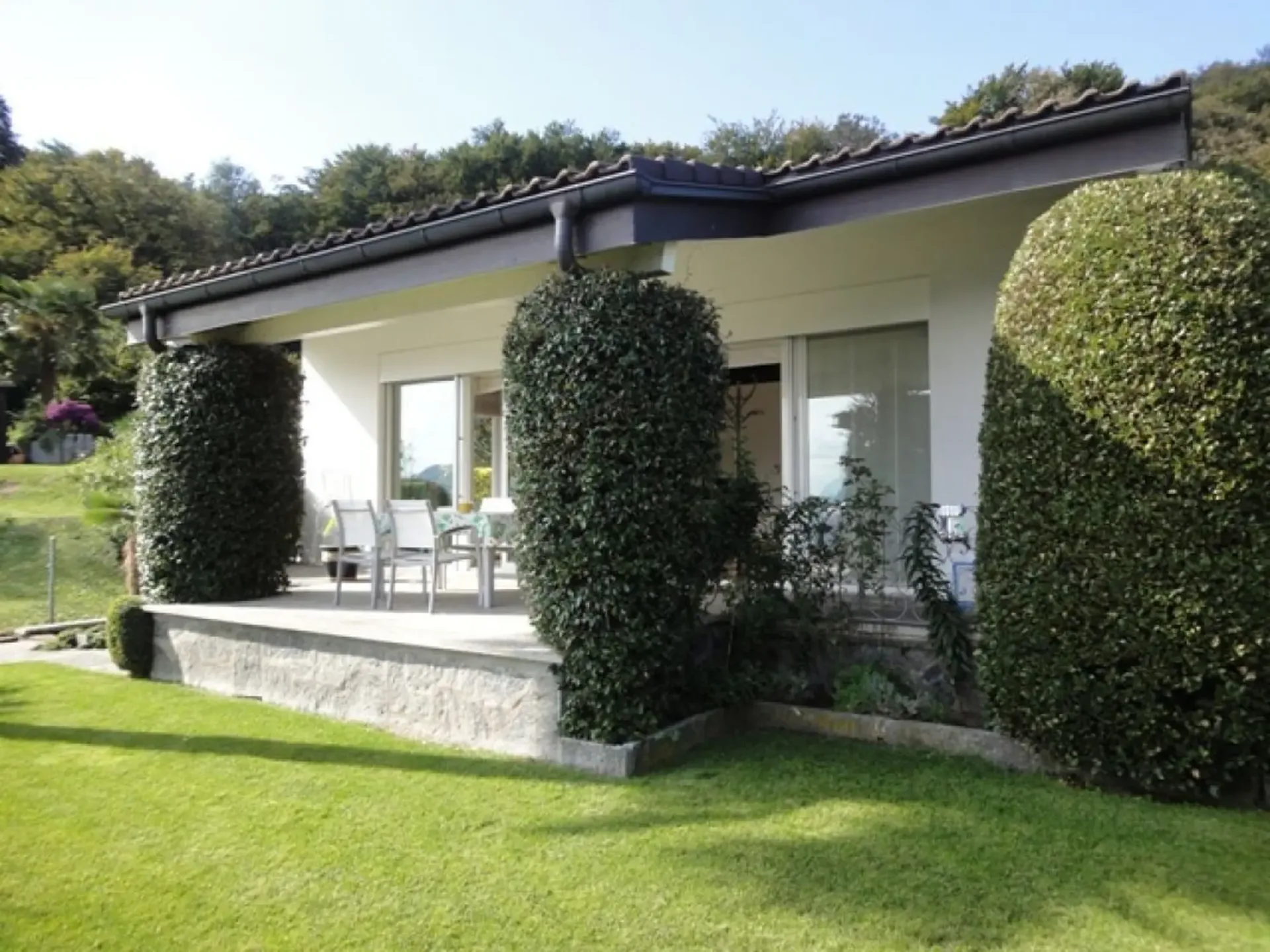 Villa mit Panoramablick im Grünen
