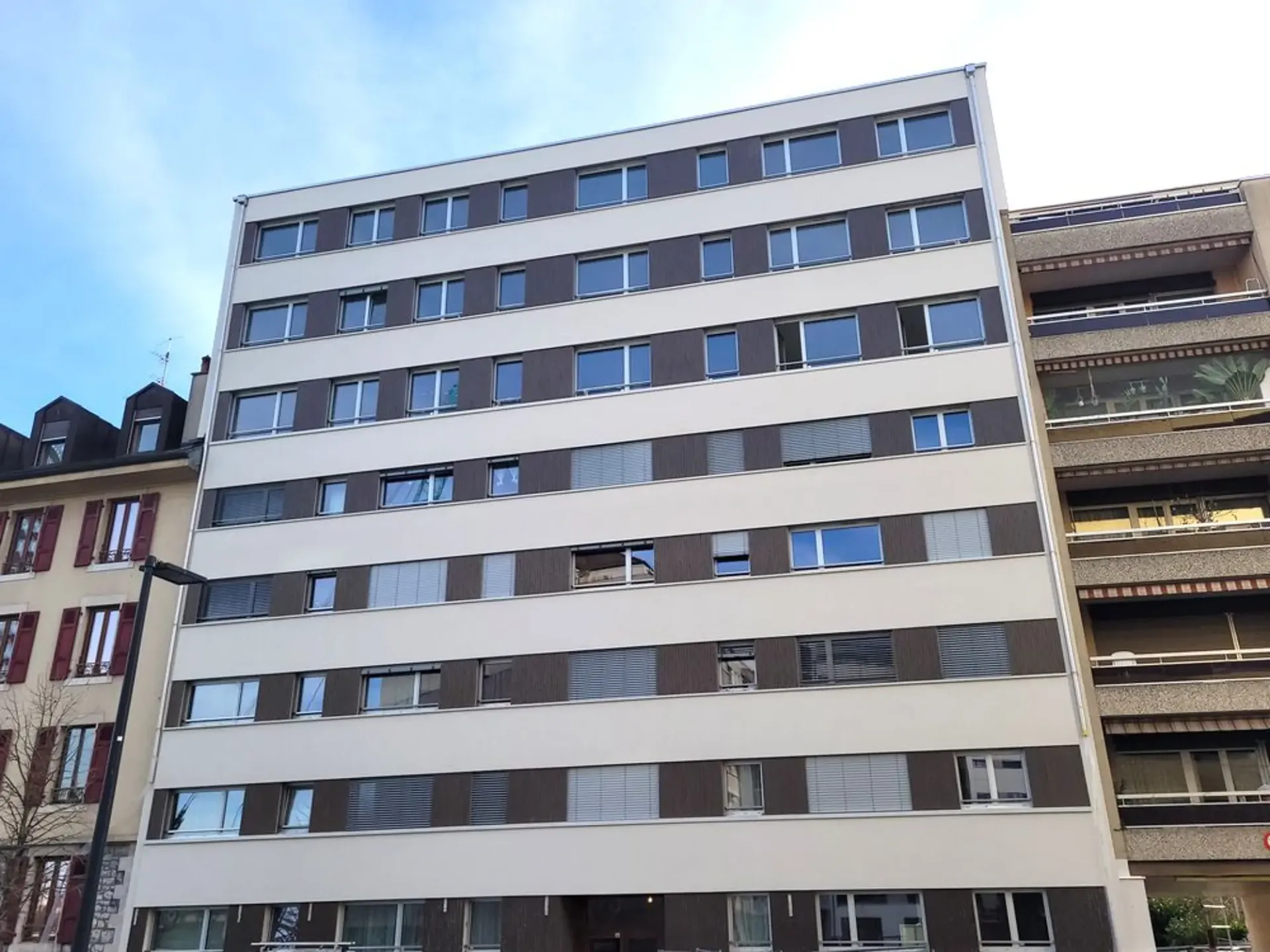 Lokal mit etwa 174m2 in der Erdgeschoss-Etage.