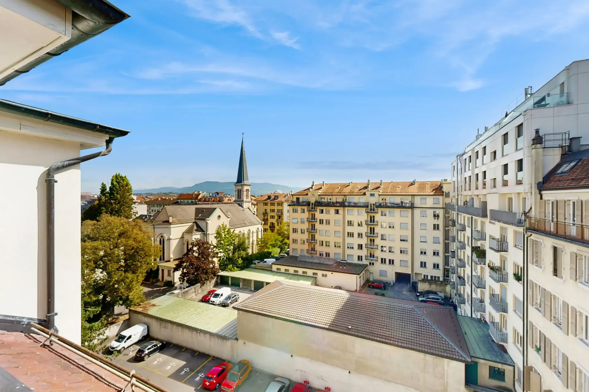 Renovated accommodation, through and occupying the entire top floor