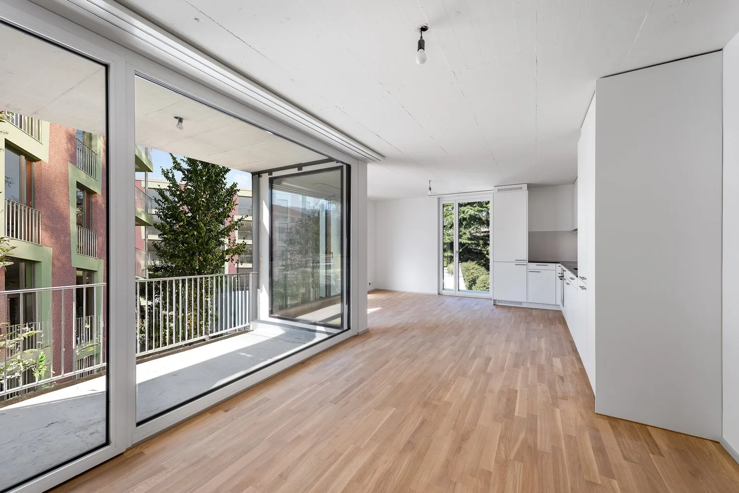 PRIMA LOCAZIONE "ISENIA" - Una casa nel verde