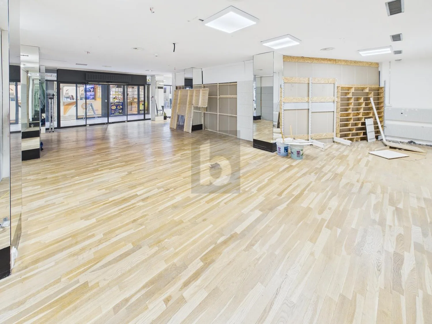 TEMPORARY AND FLEXIBLE FOR 10 MONTHS (POP-UP)