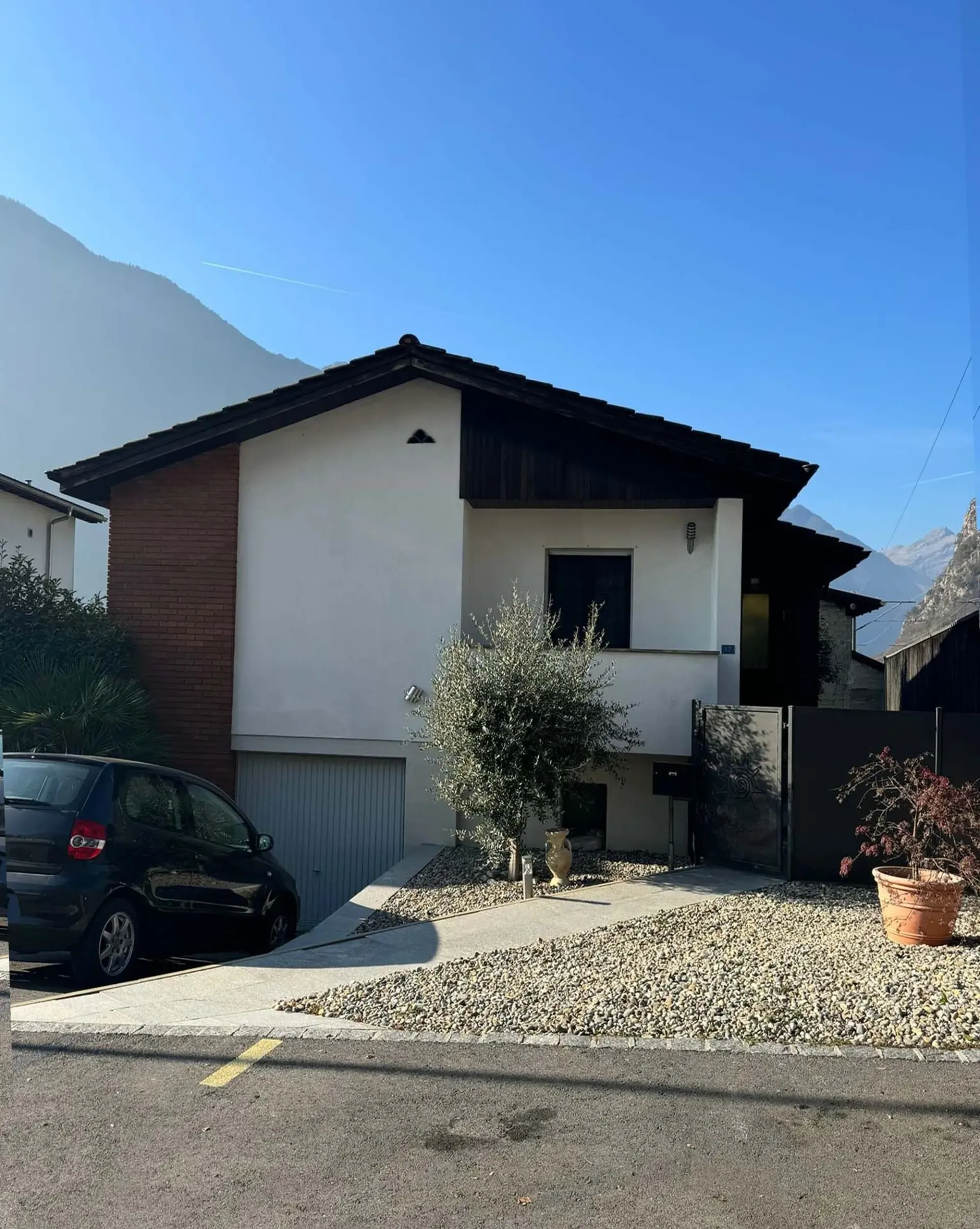 Villa mit 4,5 Zimmern in Biasca renoviert