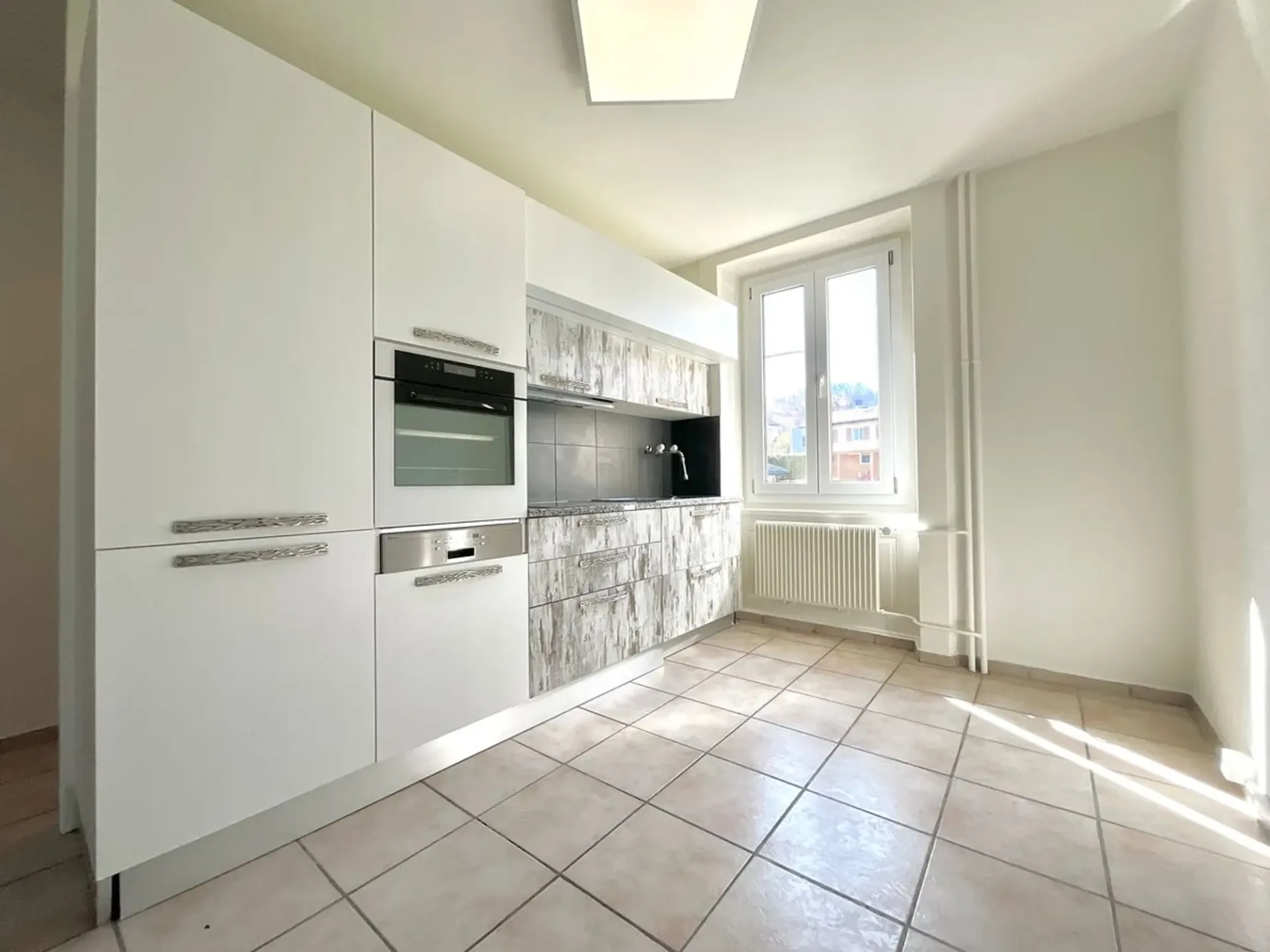 Super appartamento di 4.5 locali con balcone