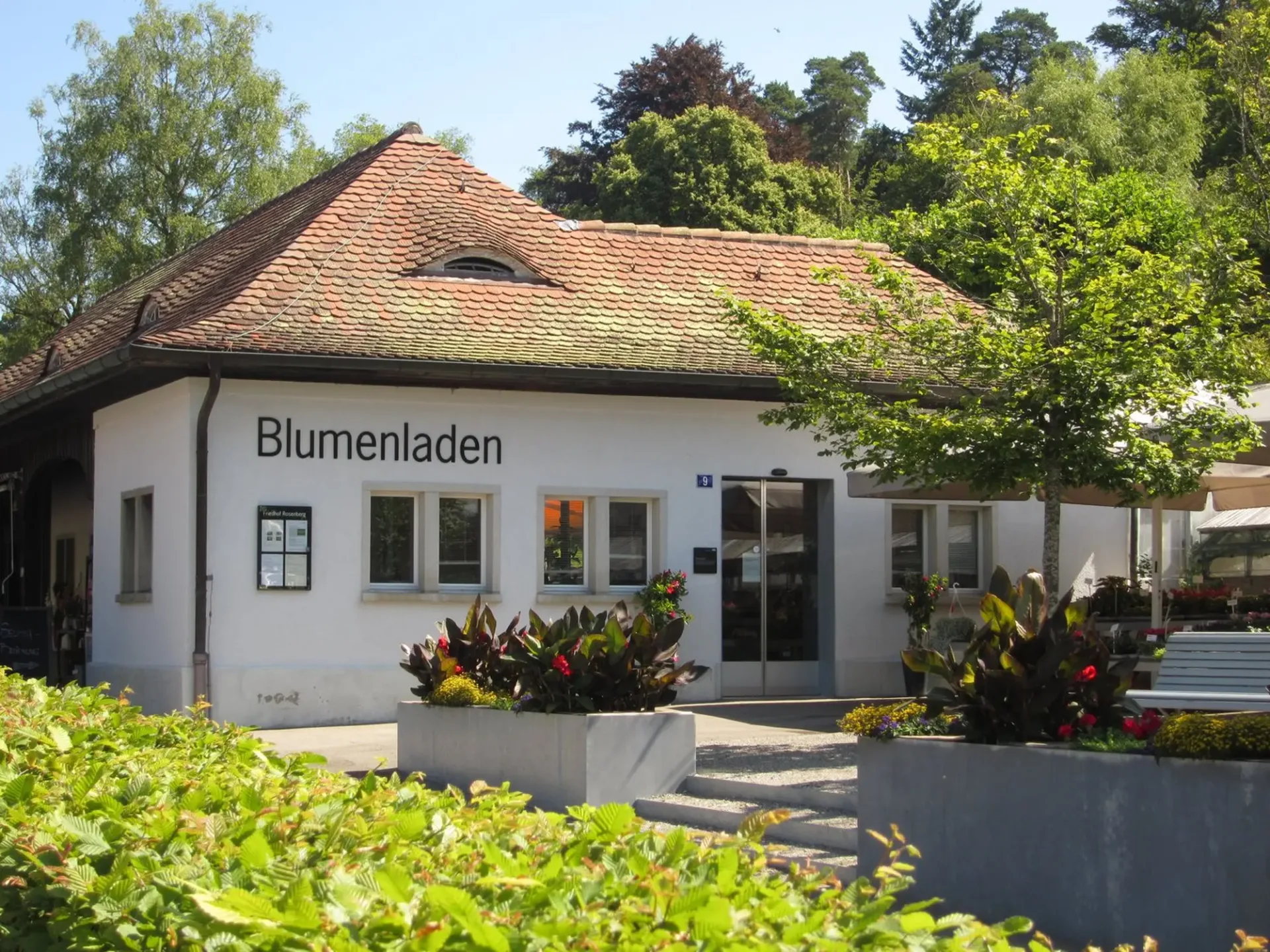 Blumenladen beim Friedhof Rosenberg in Winterthur - bietet viele Chancen