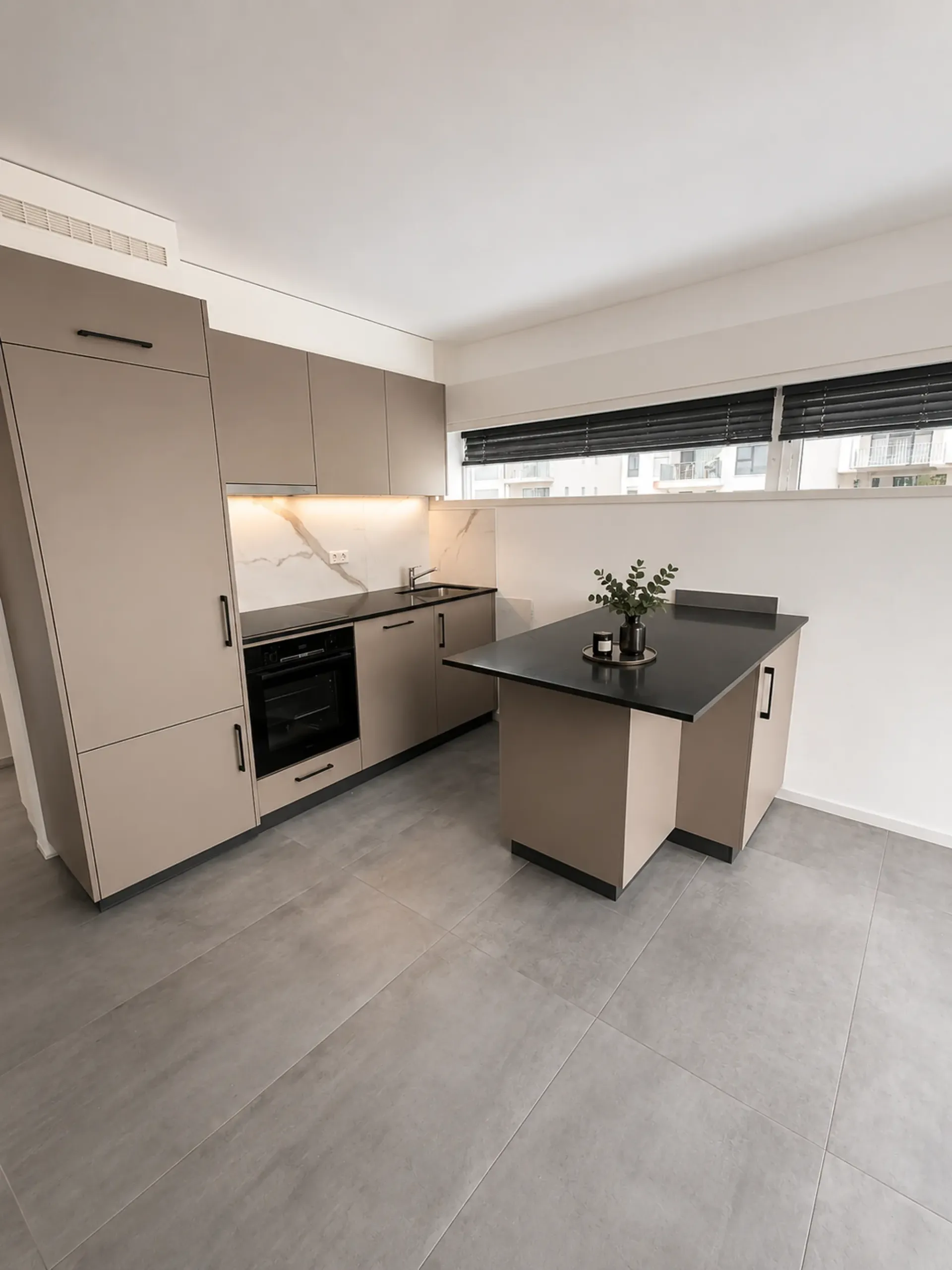 Neue 2.5-Zimmer-Wohnung im 1. Stock mit Balkon – Ideal zum Wohnen oder Investieren