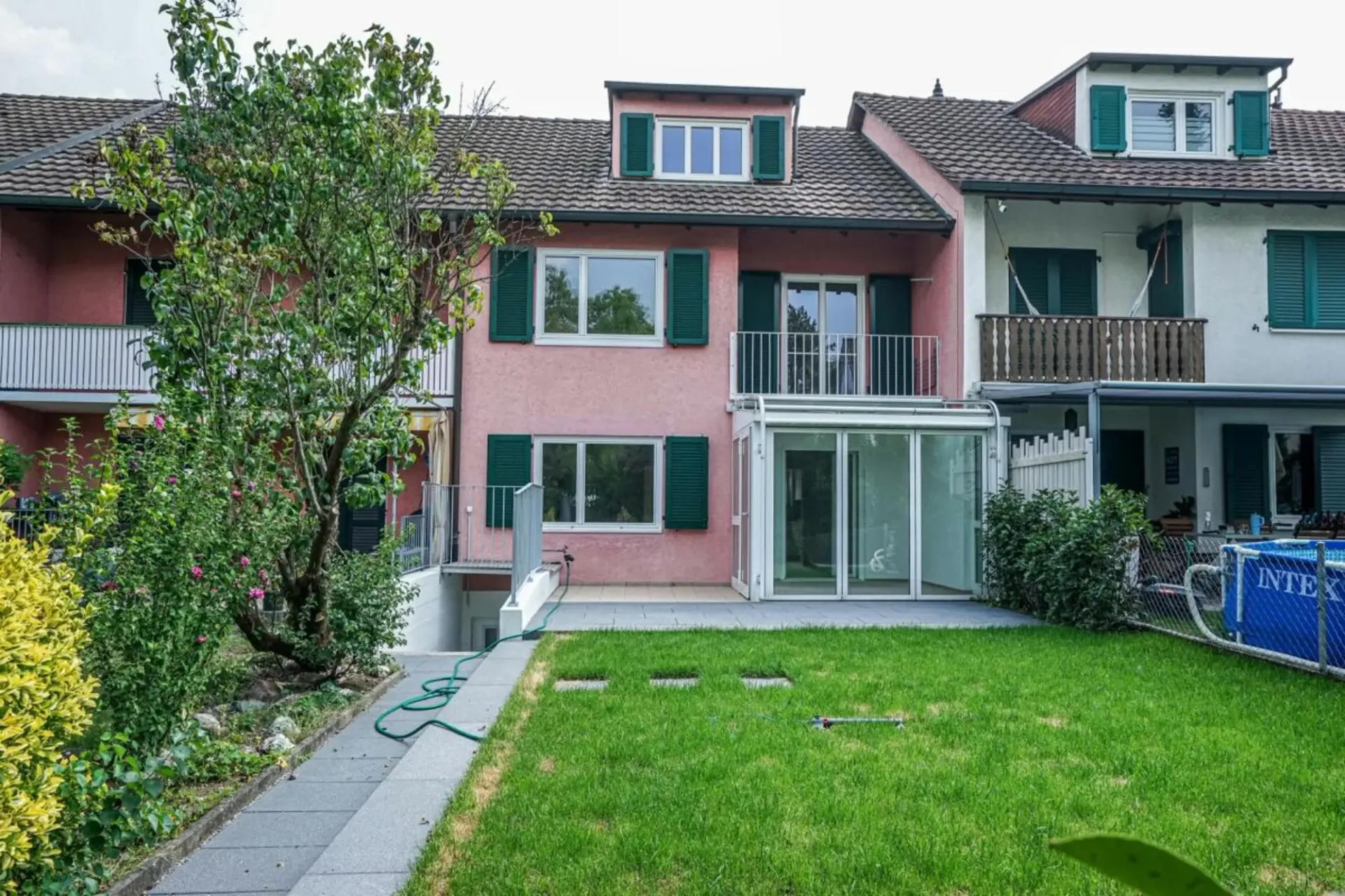 Arrive and feel good - renovated family house in a quiet location