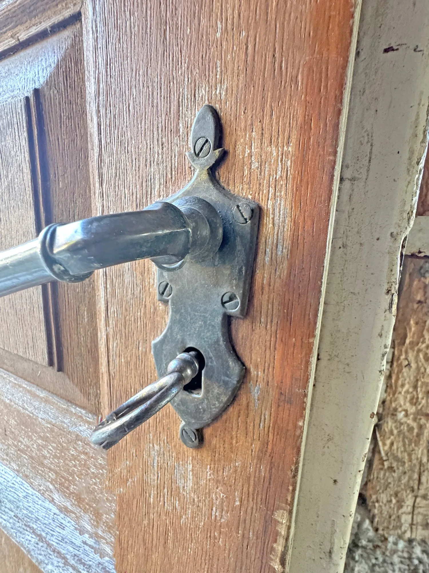 Hausteil (vormals Bauernhaus), im Rohbau, Baubewilligung für Komplett-Sanierung vorhanden