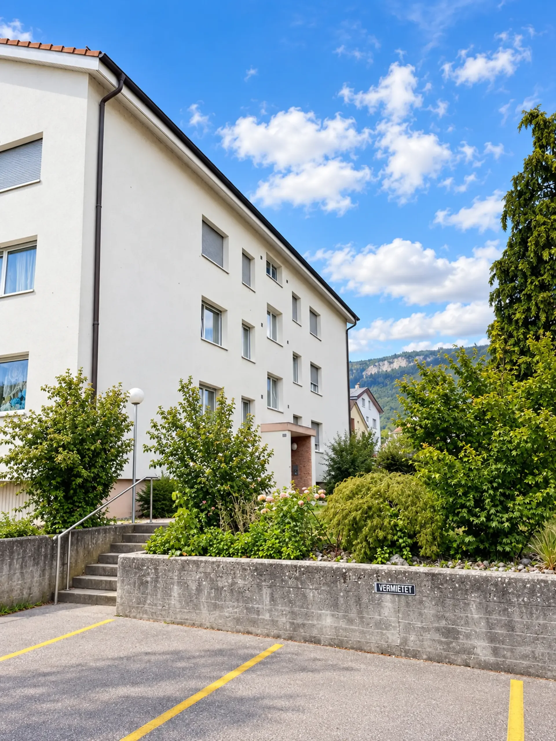 Charmante 2.5-Zimmer-Dachwohnung mit Balkon in Bettlach zu vermieten!