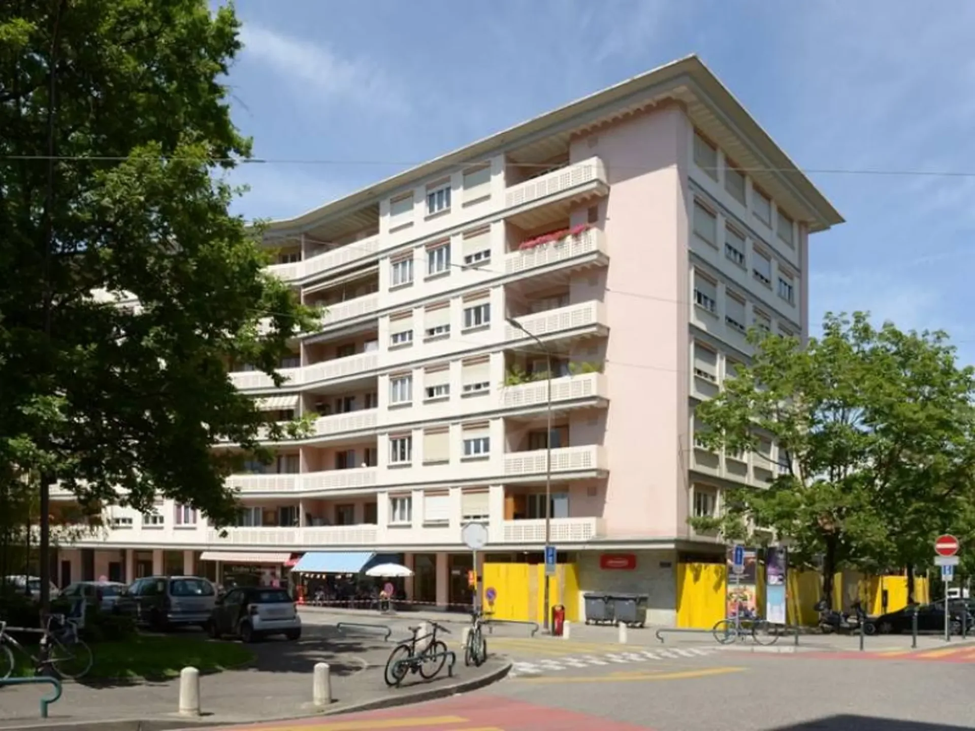Parkplatz - Genf