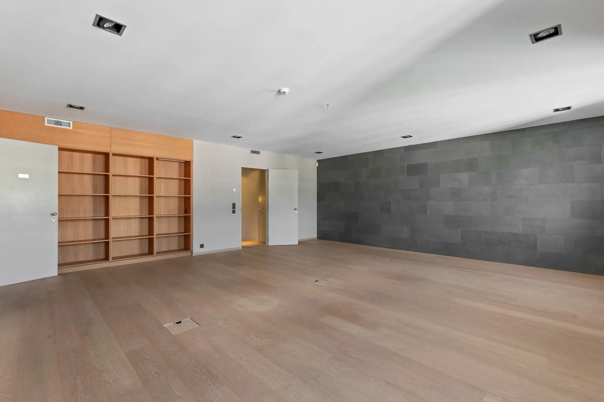 Büro mit Prestige, unmittelbare Nähe zum Parc des Bastions