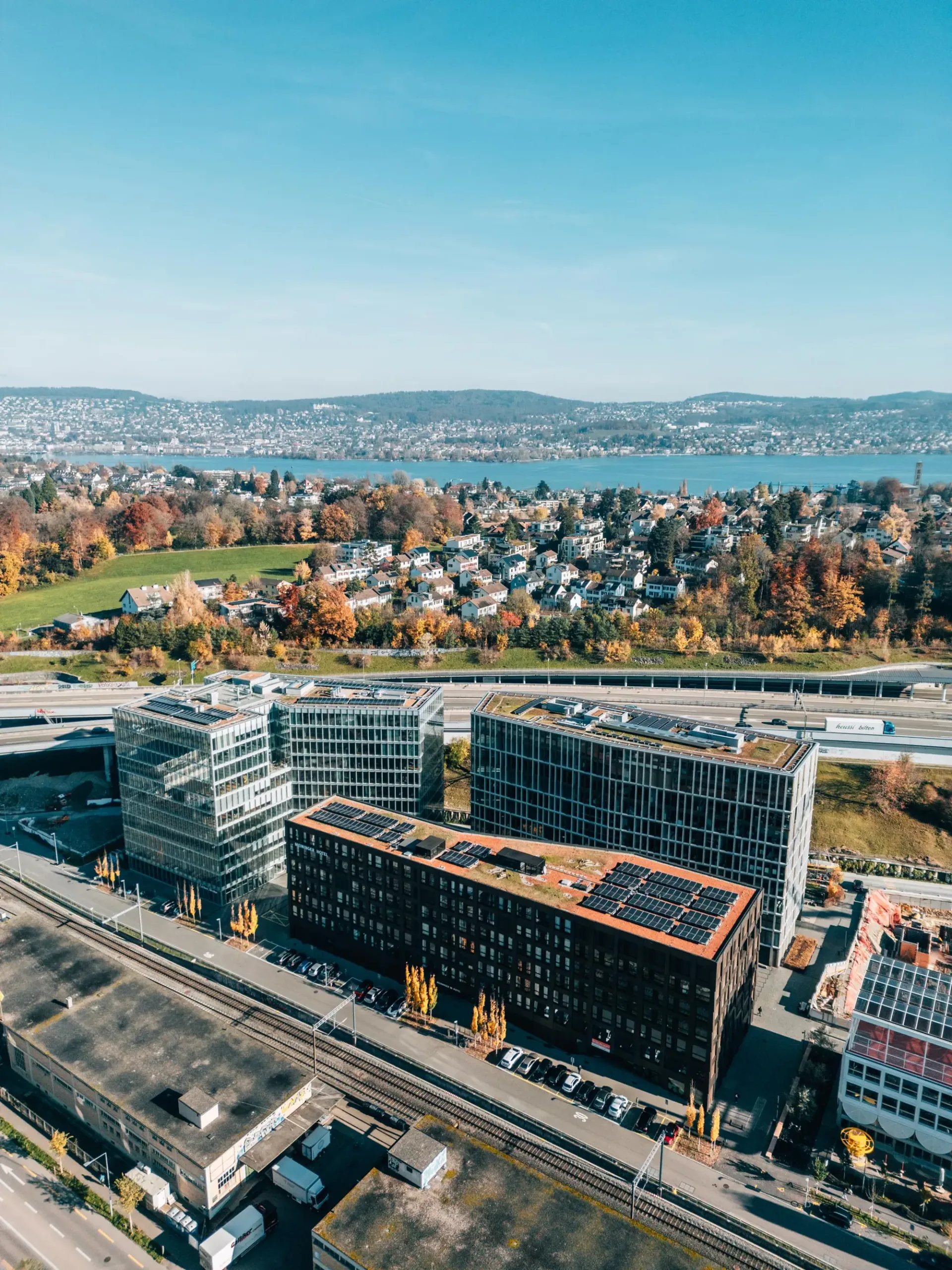 Attraktive Büroflächen in Zürich-Süd  Arbeiten mit Stil und Weitblick